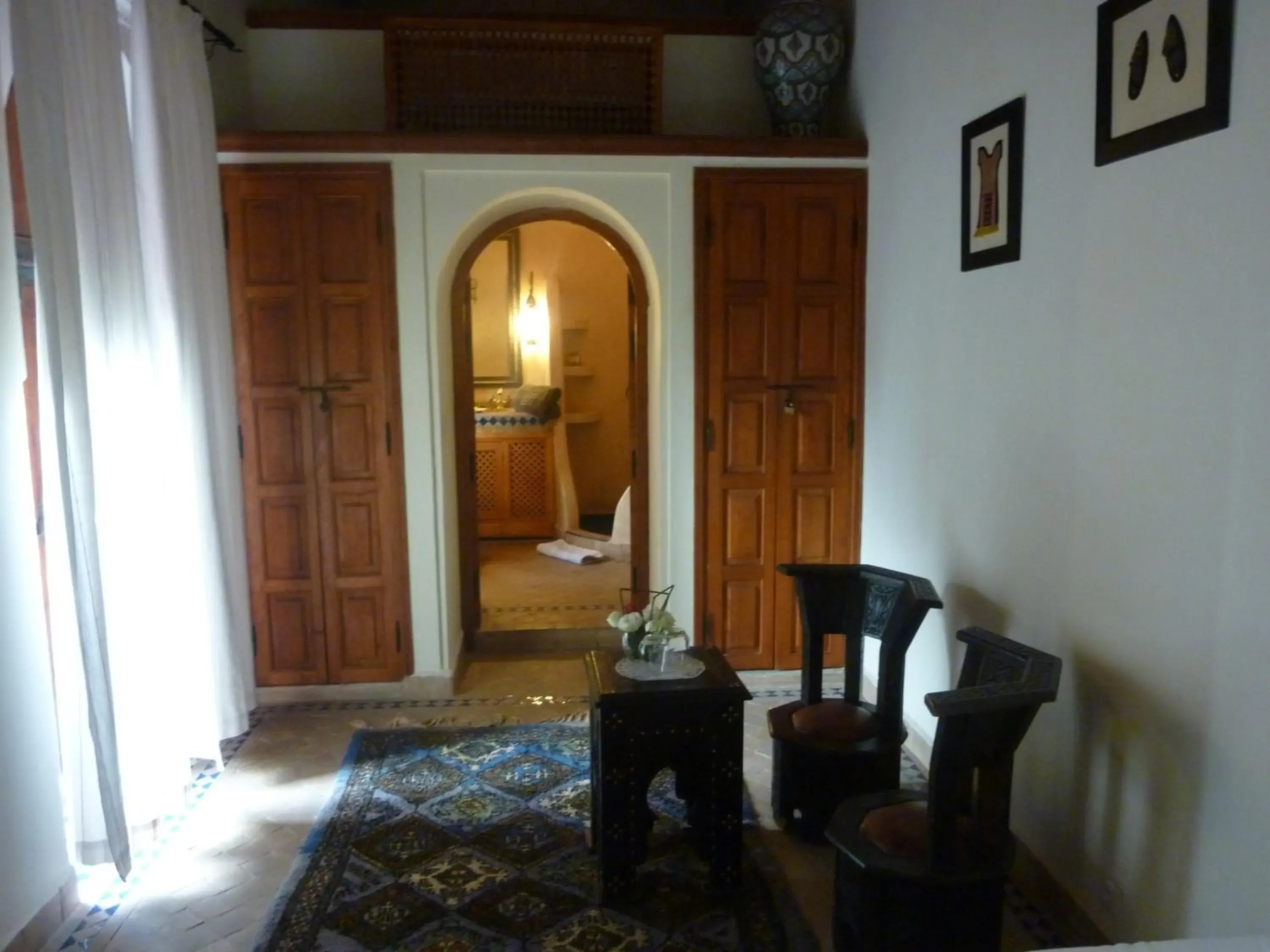Photo of the whole room, Seating Area in Riad Les Trois Palmiers El Bacha