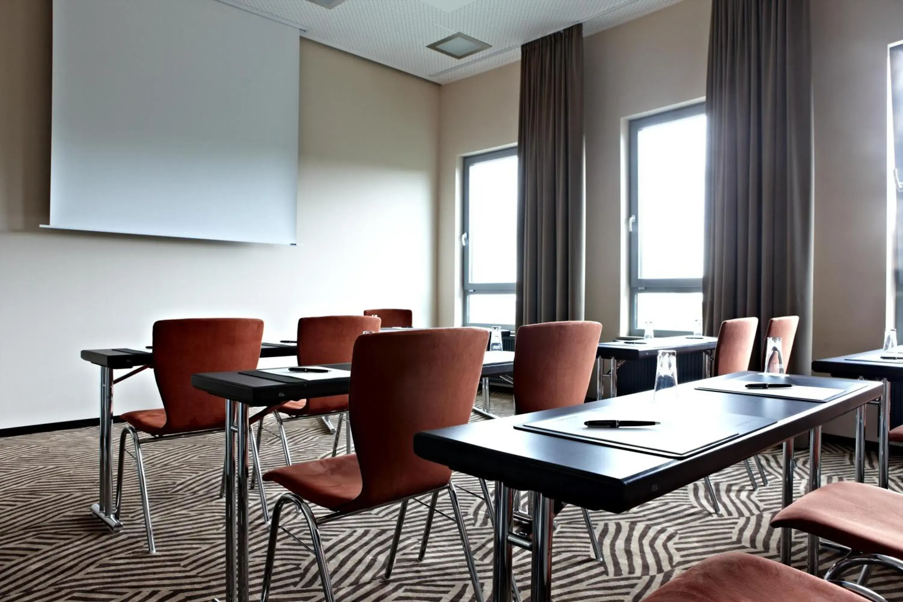 Business facilities in IntercityHotel Mainz