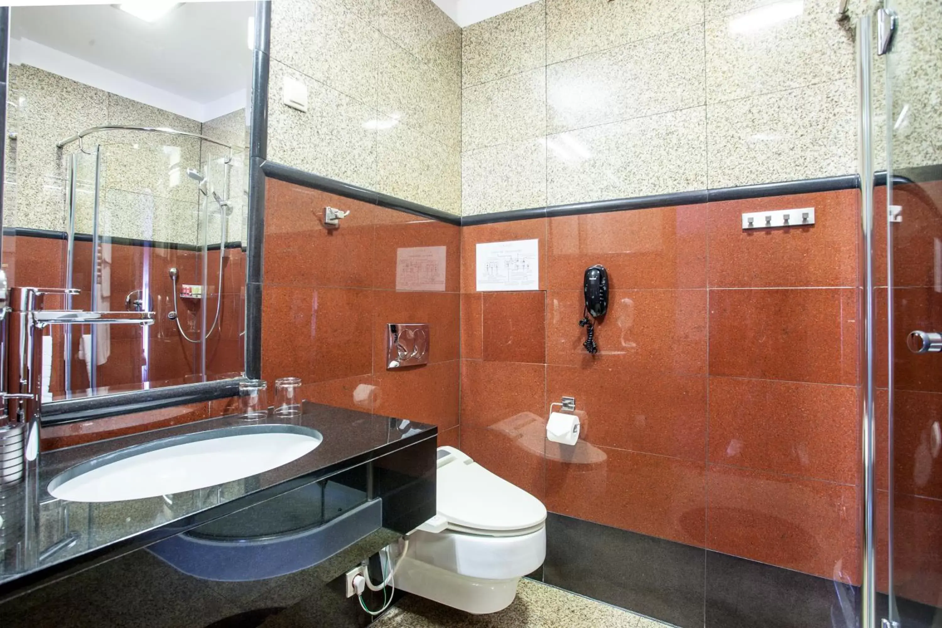 Bathroom in Solaris