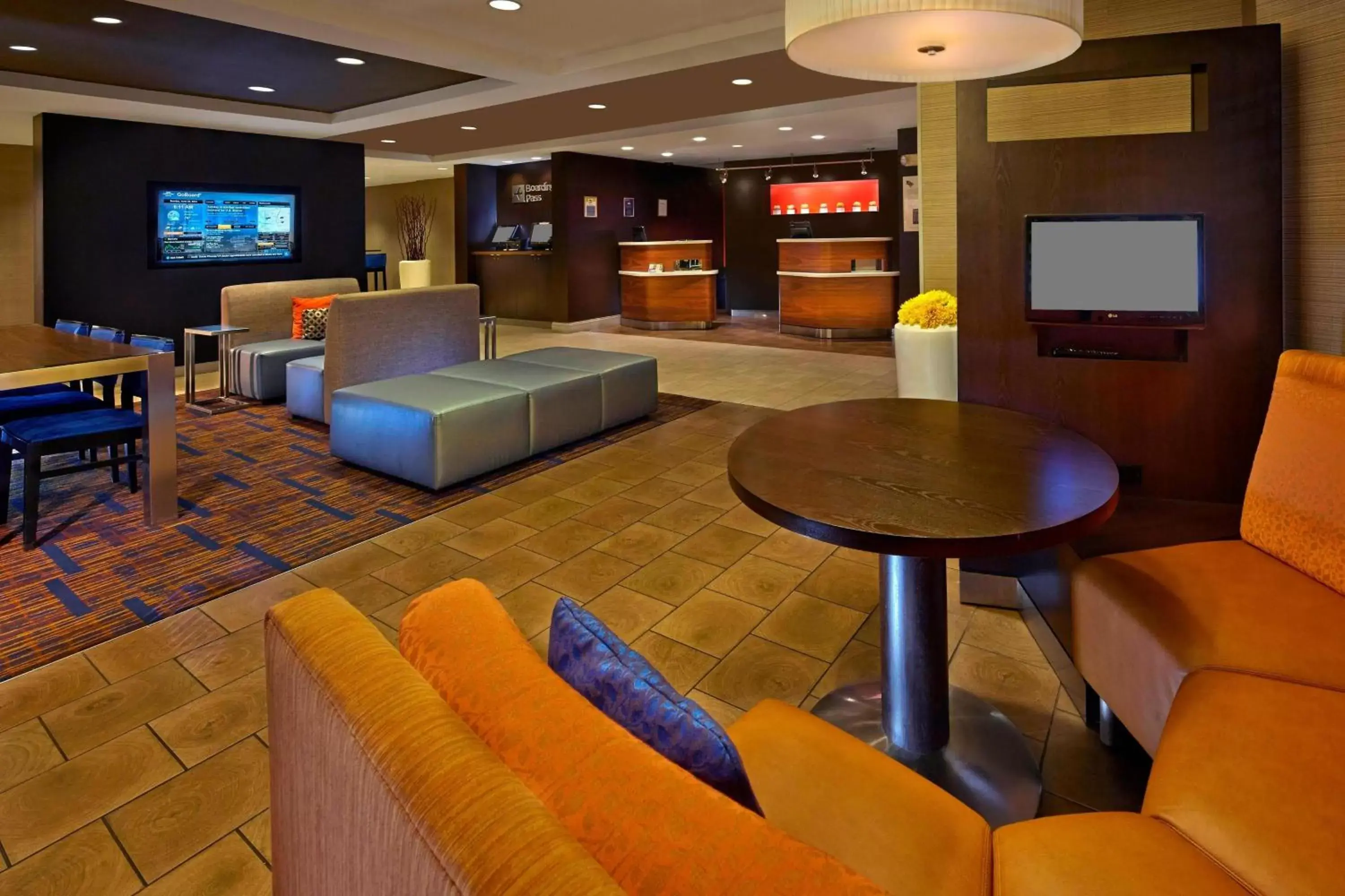 Lobby or reception, Lobby/Reception in Courtyard by Marriott Orlando East/UCF Area