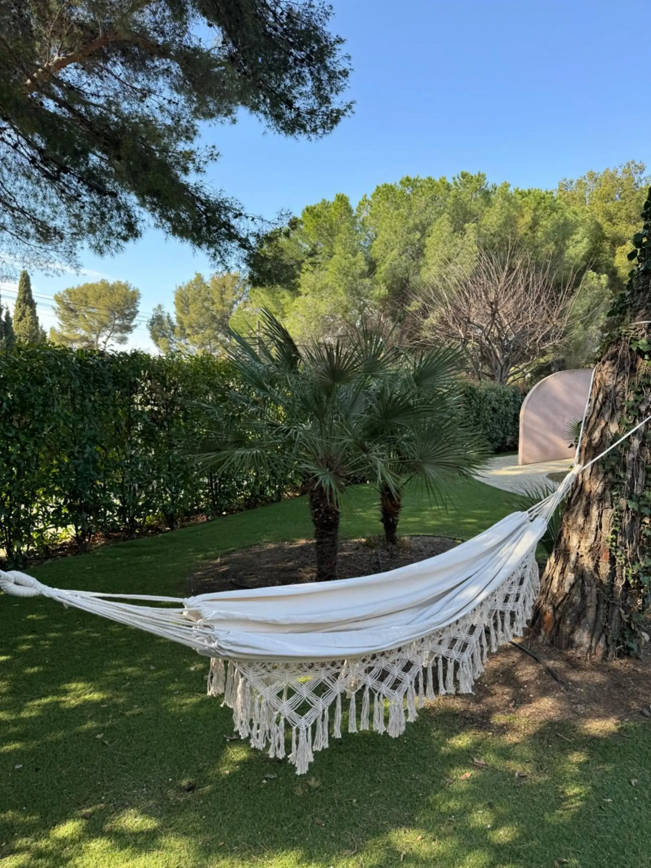 Garden in Les Jardins de Cassis