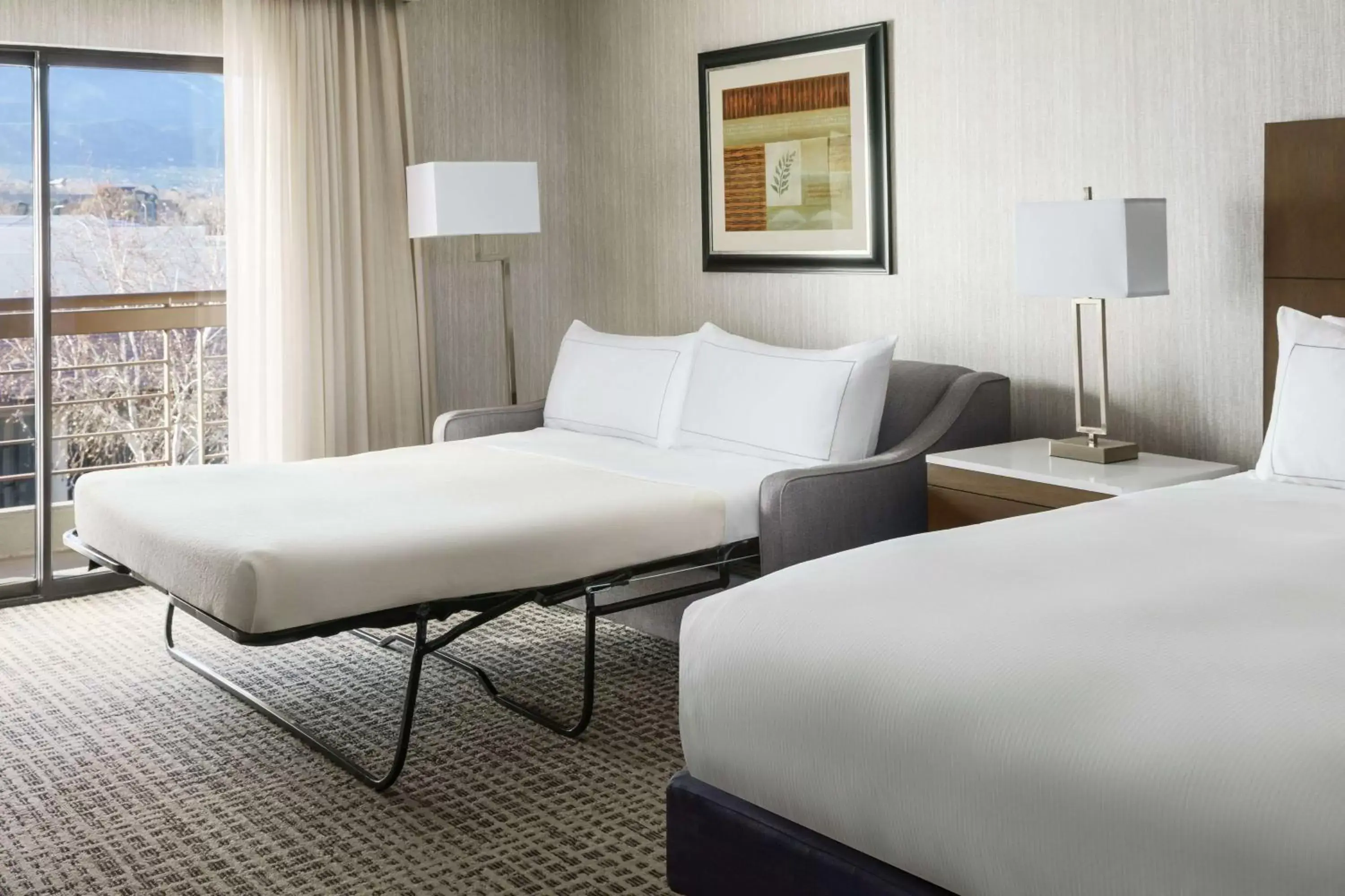 Bed in DoubleTree by Hilton Colorado Springs