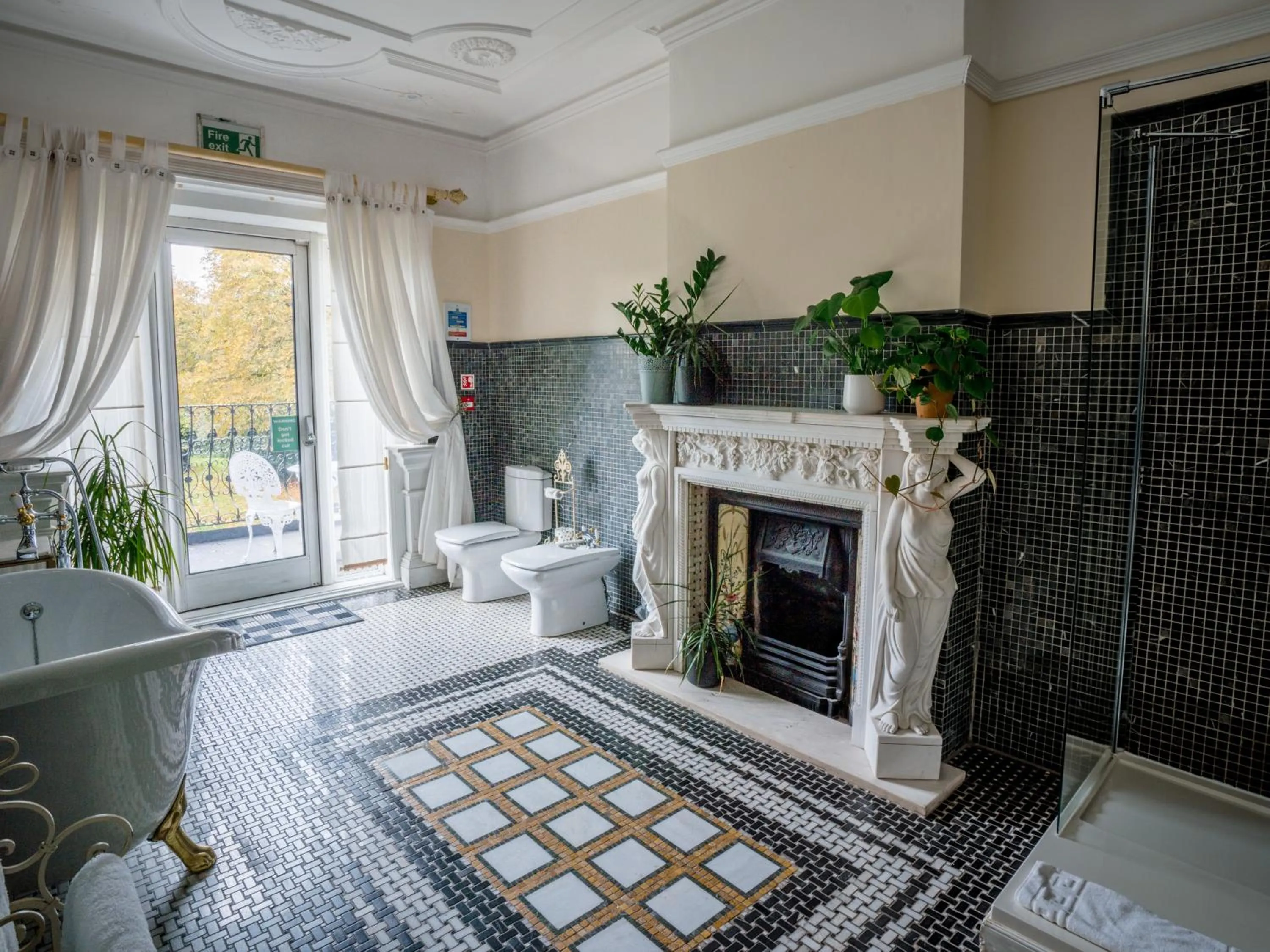 Bathroom in Berwick Lodge