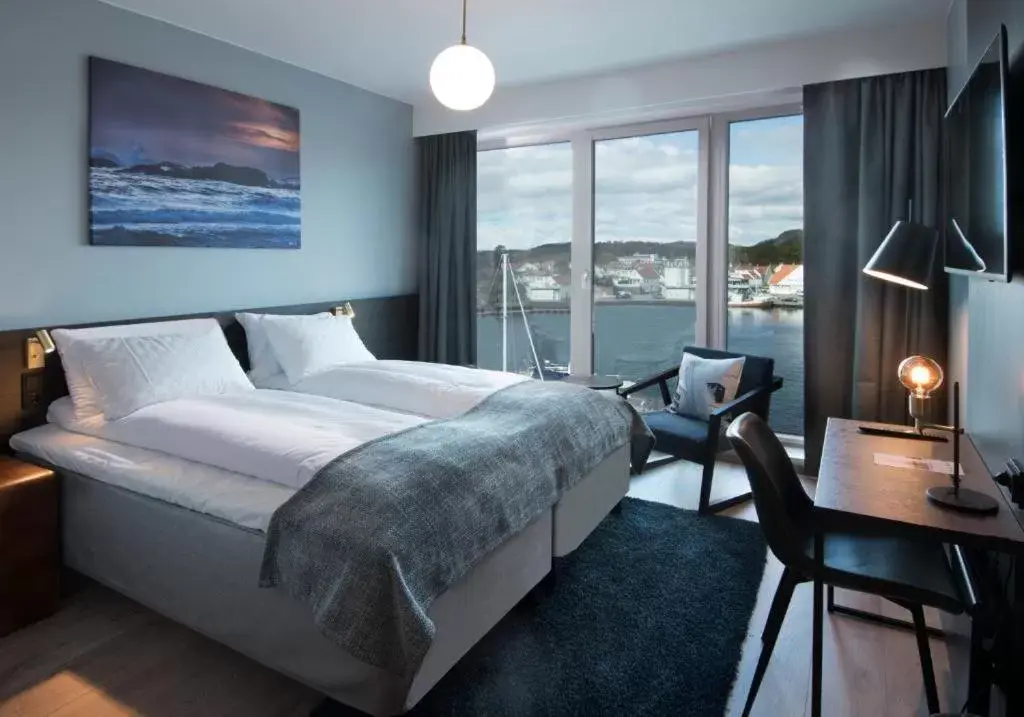 Deluxe Double Room - single occupancy in Mandal Hotel Deluxe Double Room - single occupancy in Mandal Hotel