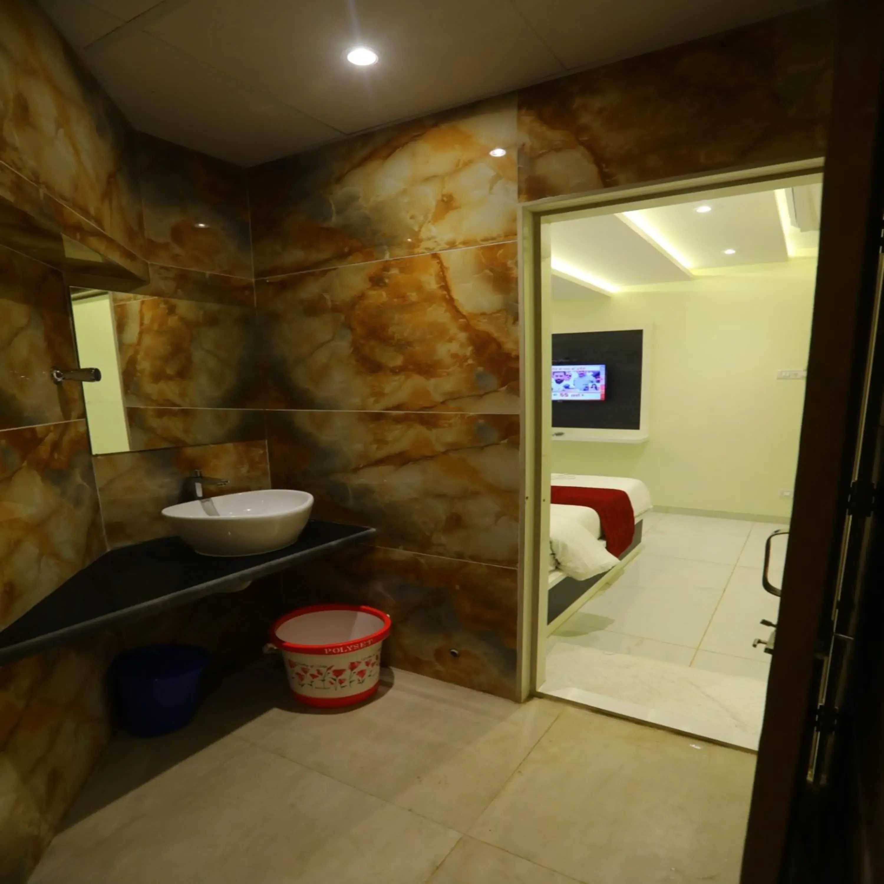 Bathroom in Hotel Siddhi Inn Lodging - Navi Mumbai