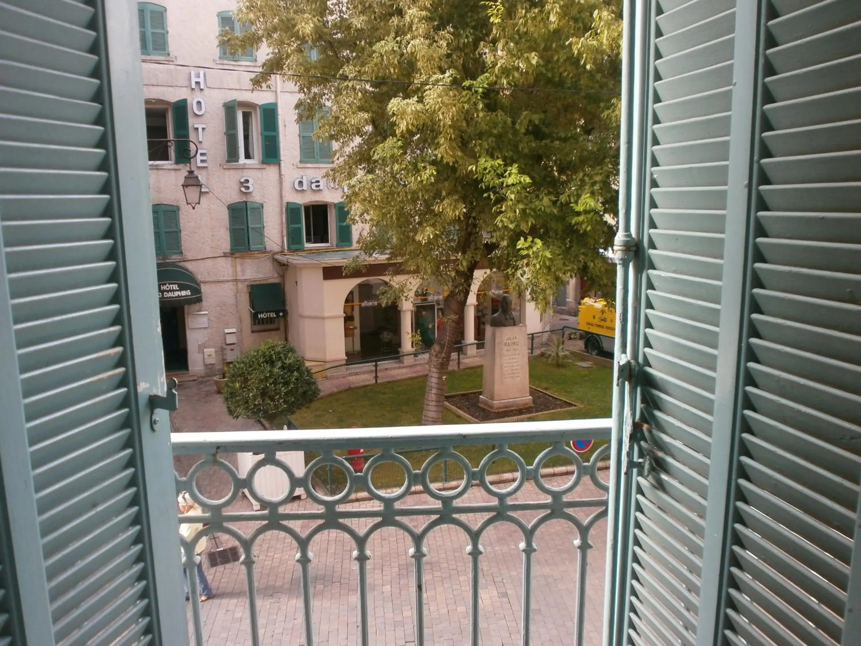 View (from property/room), Balcony/Terrace in Little Palace