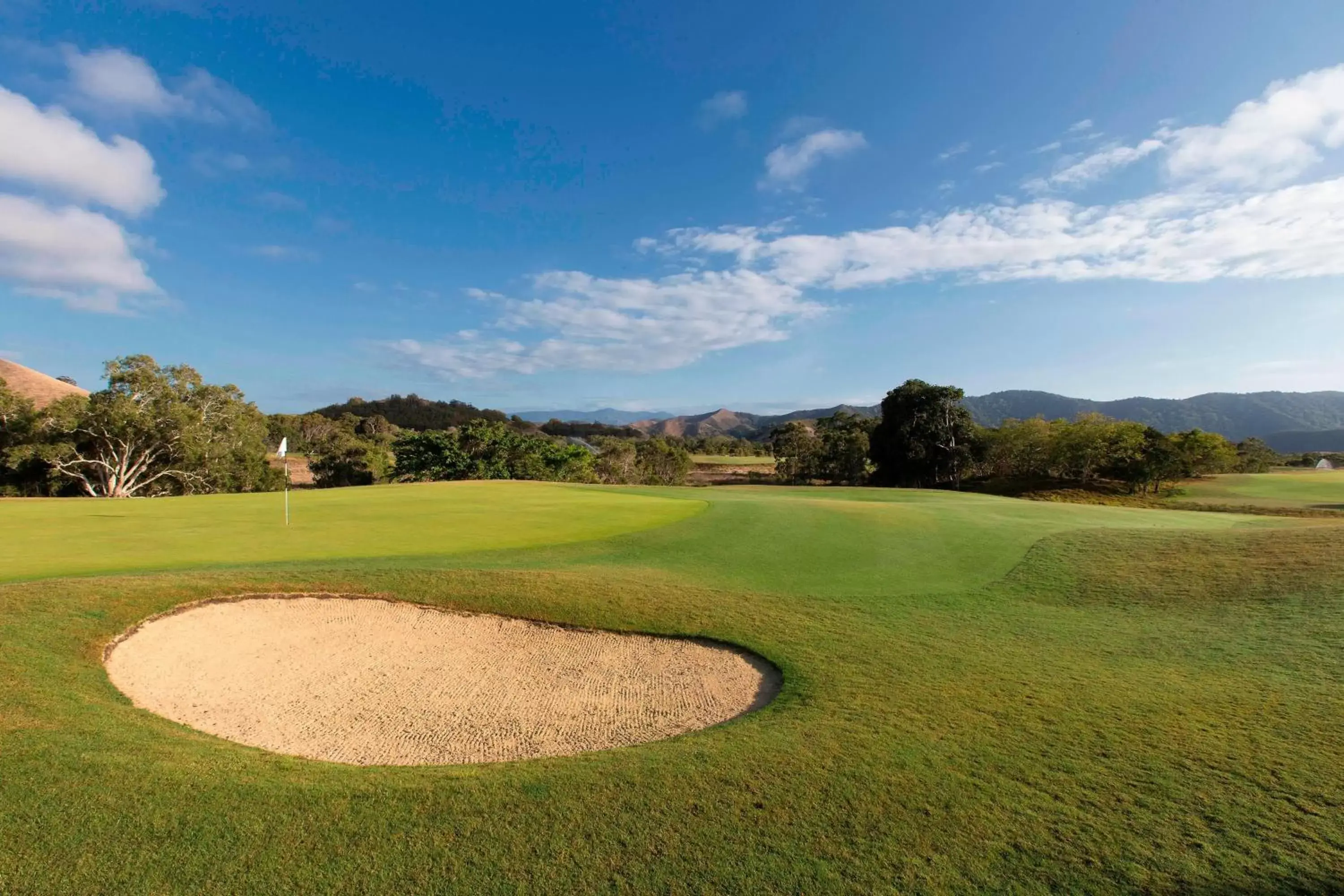 Golfcourse, Golf in Sheraton New Caledonia Deva Spa & Golf Resort