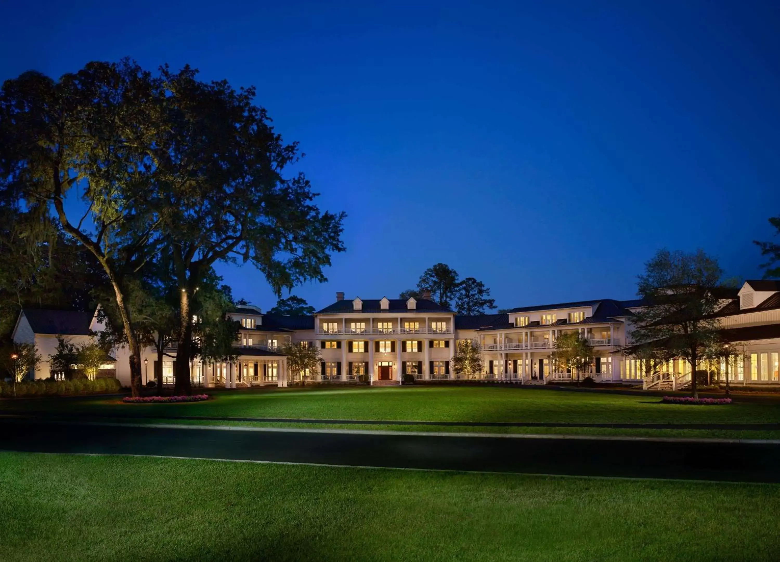 Property building in Montage Palmetto Bluff Property building in Montage Palmetto Bluff