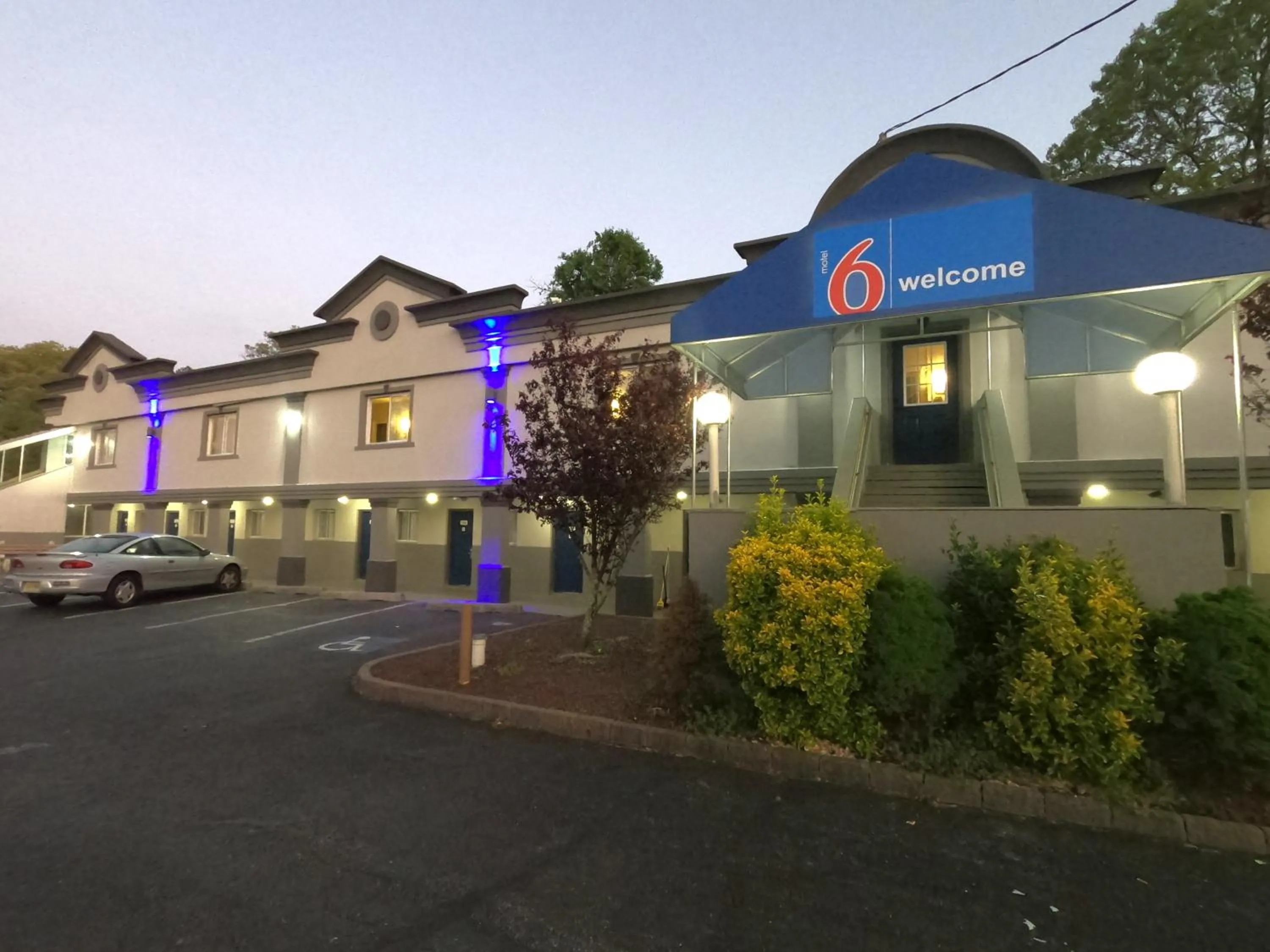 Property building in Motel 6-Toms River, NJ