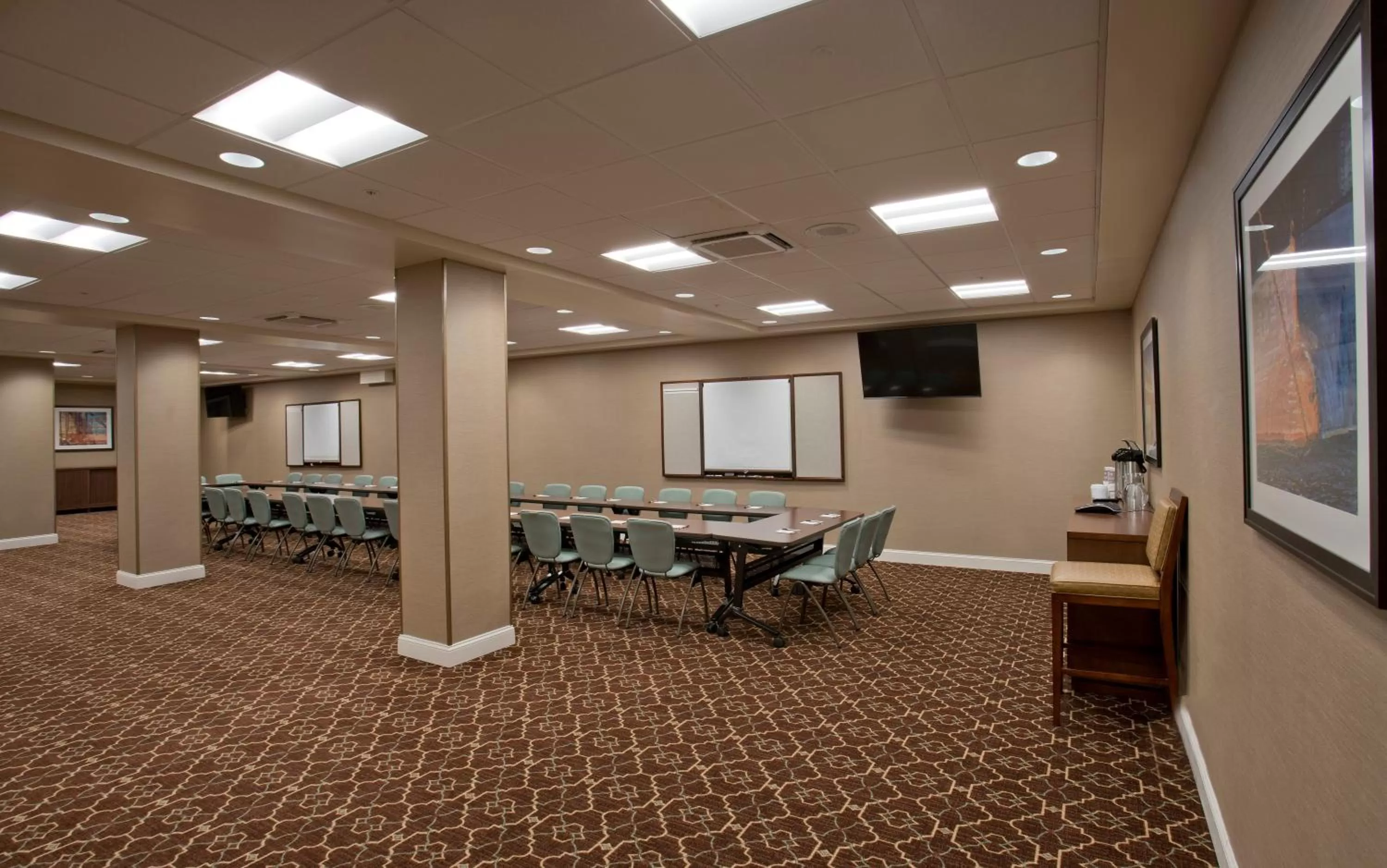 Meeting/conference room in Staybridge Suites Baltimore - Inner Harbor by IHG