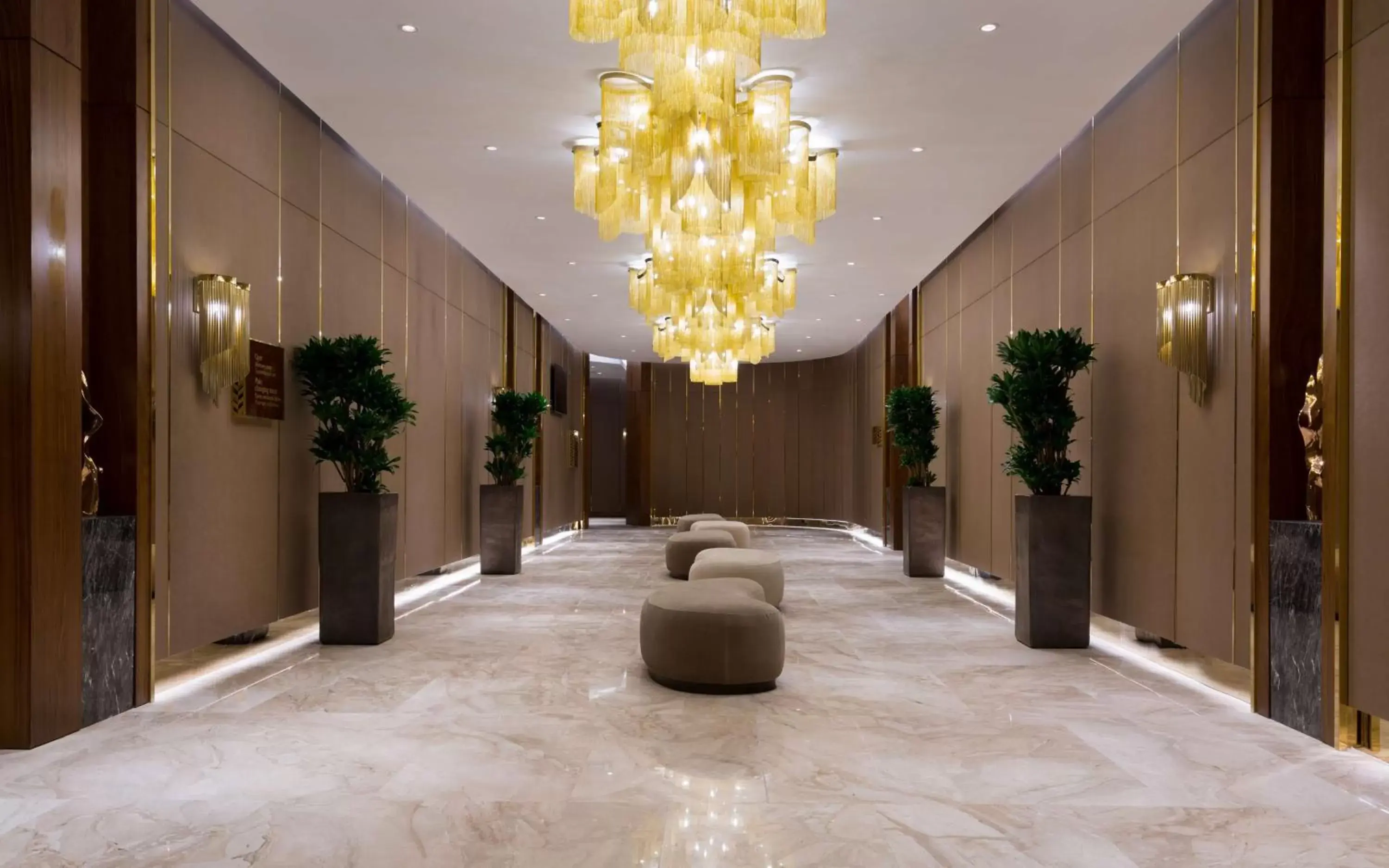 Spa and wellness centre/facilities, Lobby/Reception in Hilton Astana