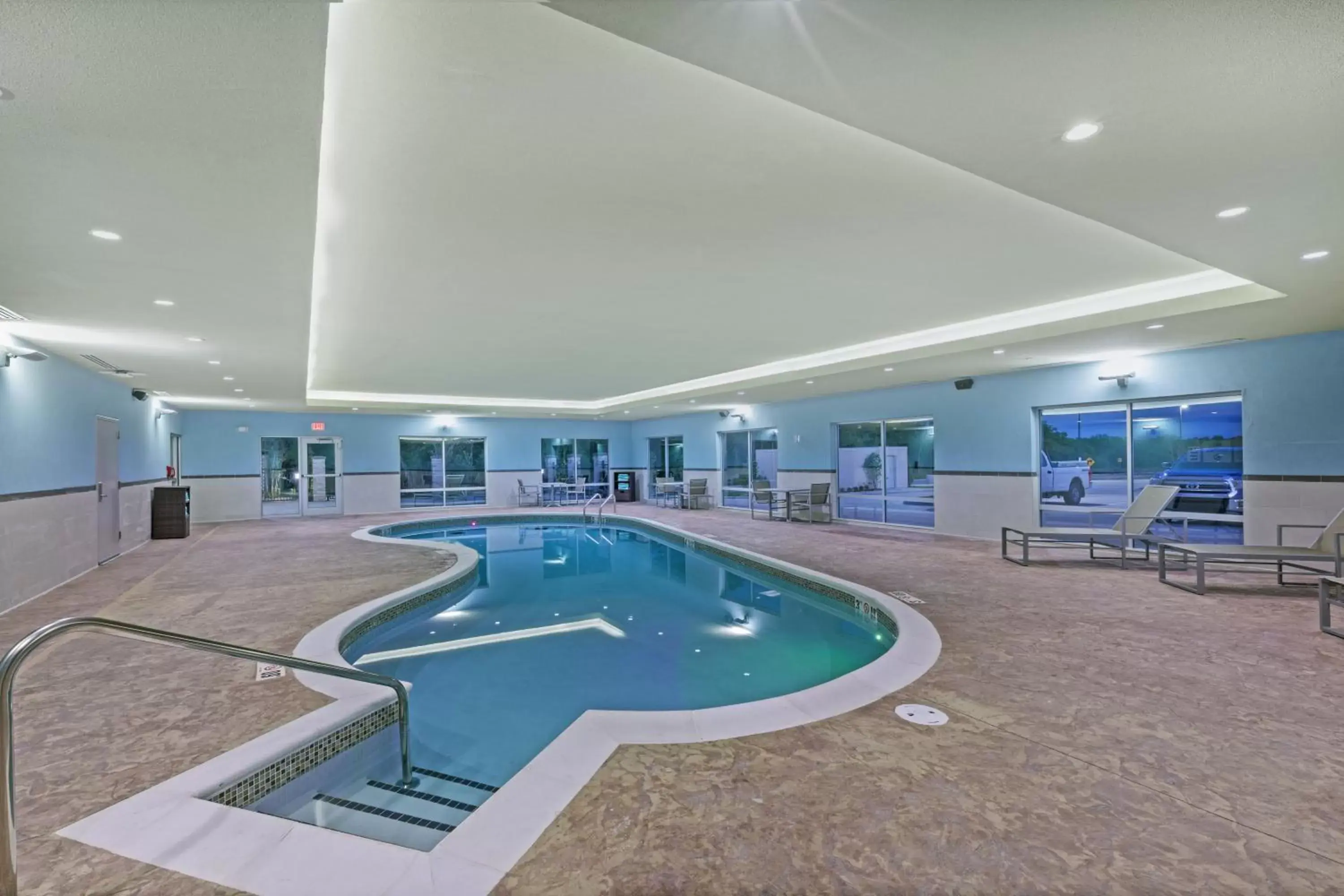 Swimming Pool in Holiday Inn Express & Suites - Parsons, an IHG Hotel