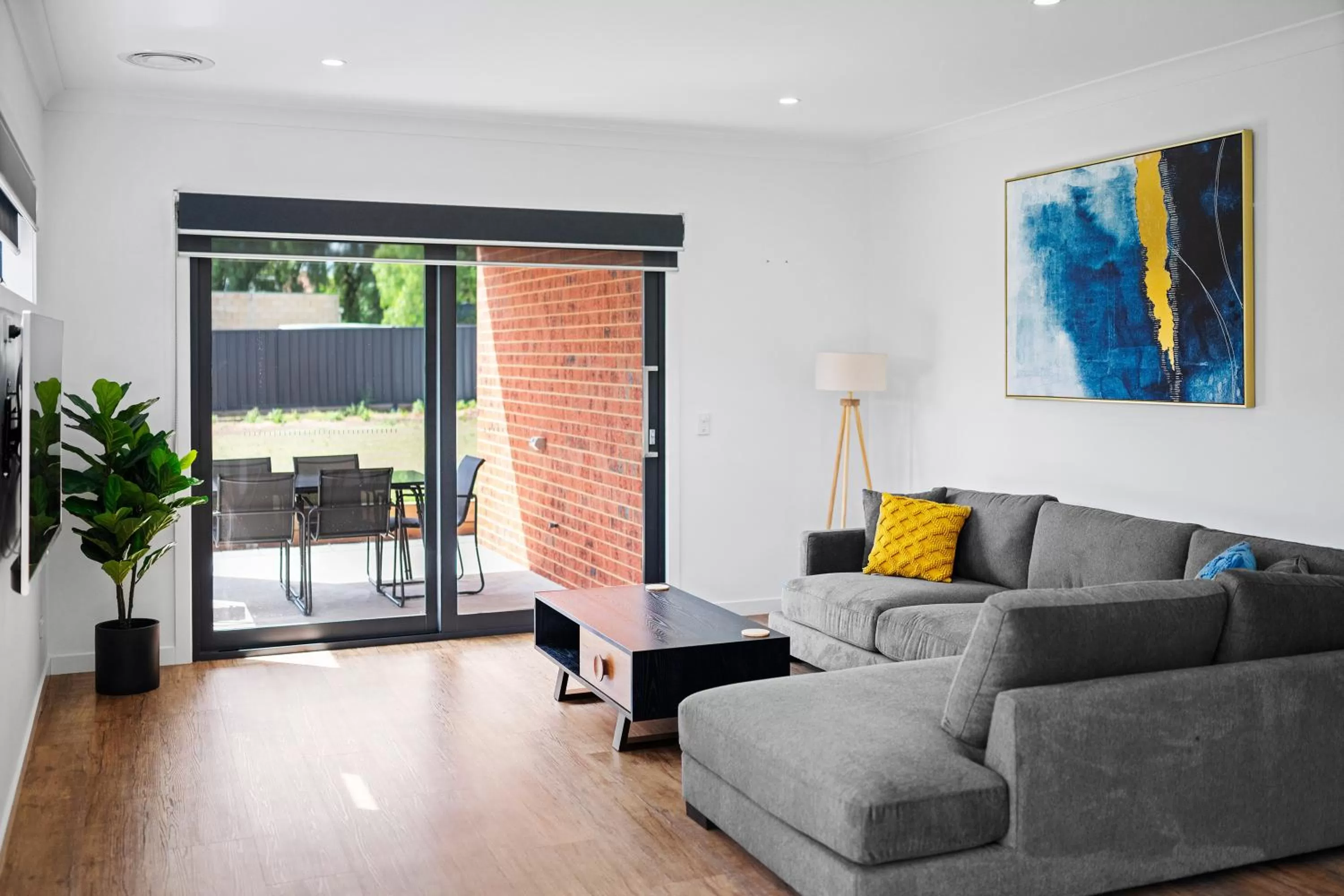 TV and multimedia in Julie-Anna, Bendigo