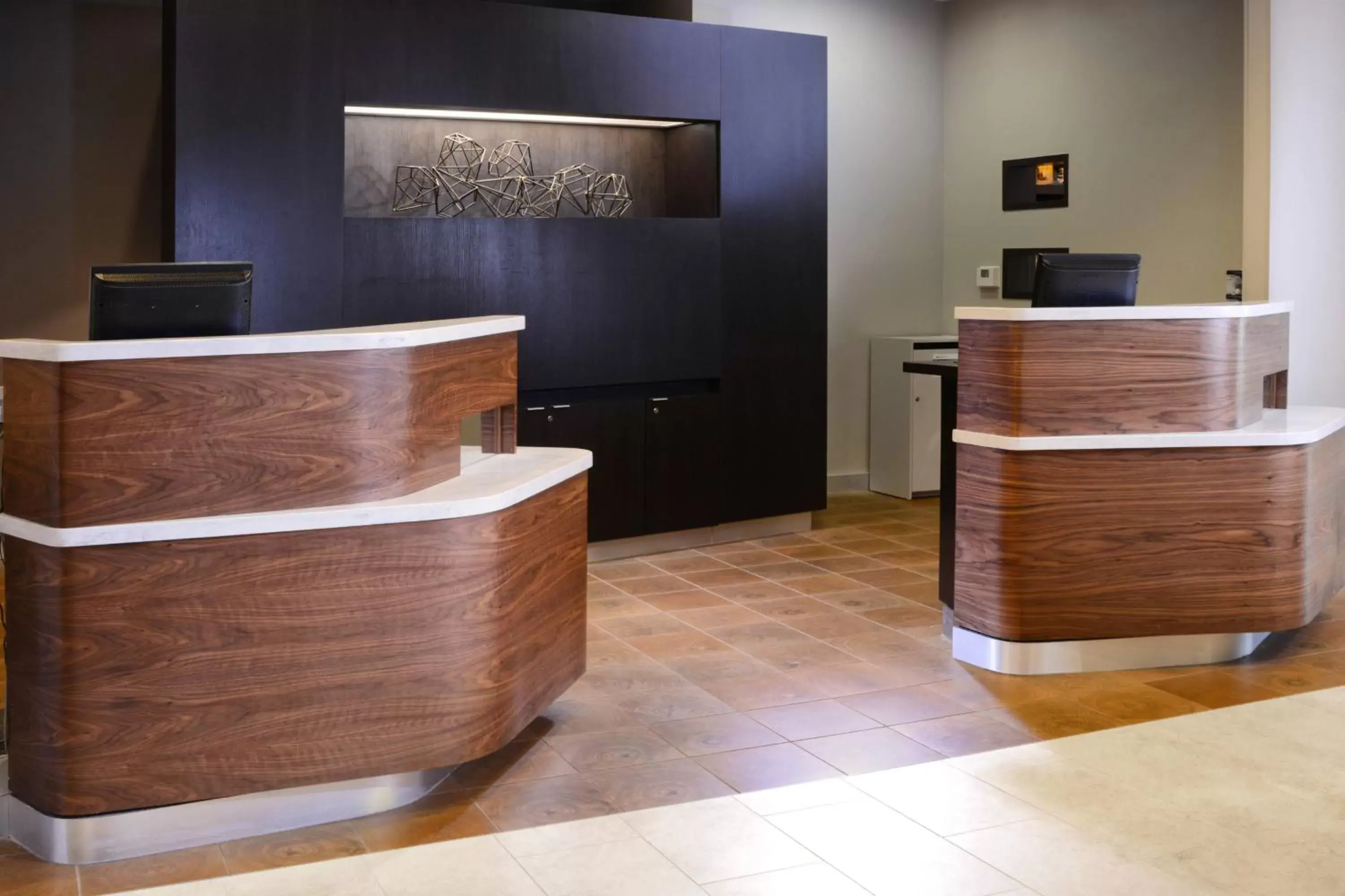 Property building, Lobby/Reception in Courtyard Marriott Houston Pearland