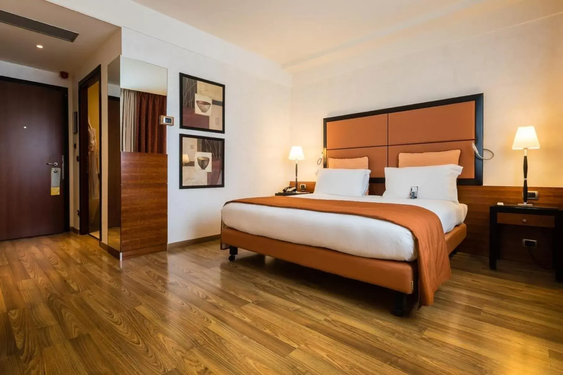 Photo of the whole room, Bed in Crowne Plaza Milan Malpensa Airport, an IHG Hotel