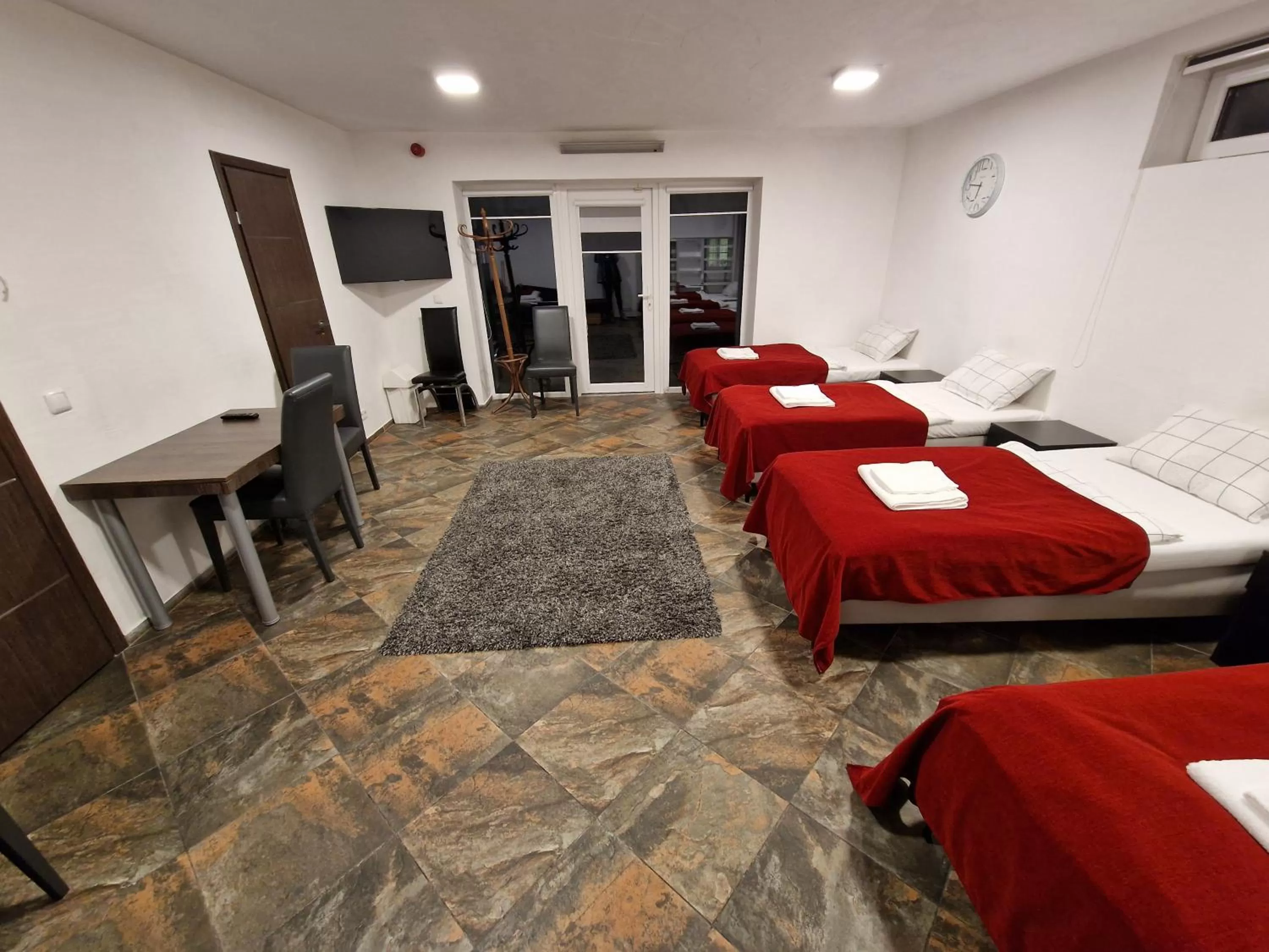 Bed in KALIDA Rooms for rent