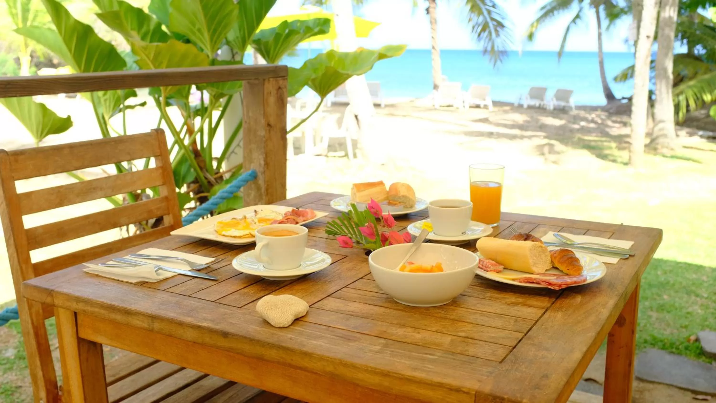 Breakfast in Imperatrice Village - Résidence sur la plage