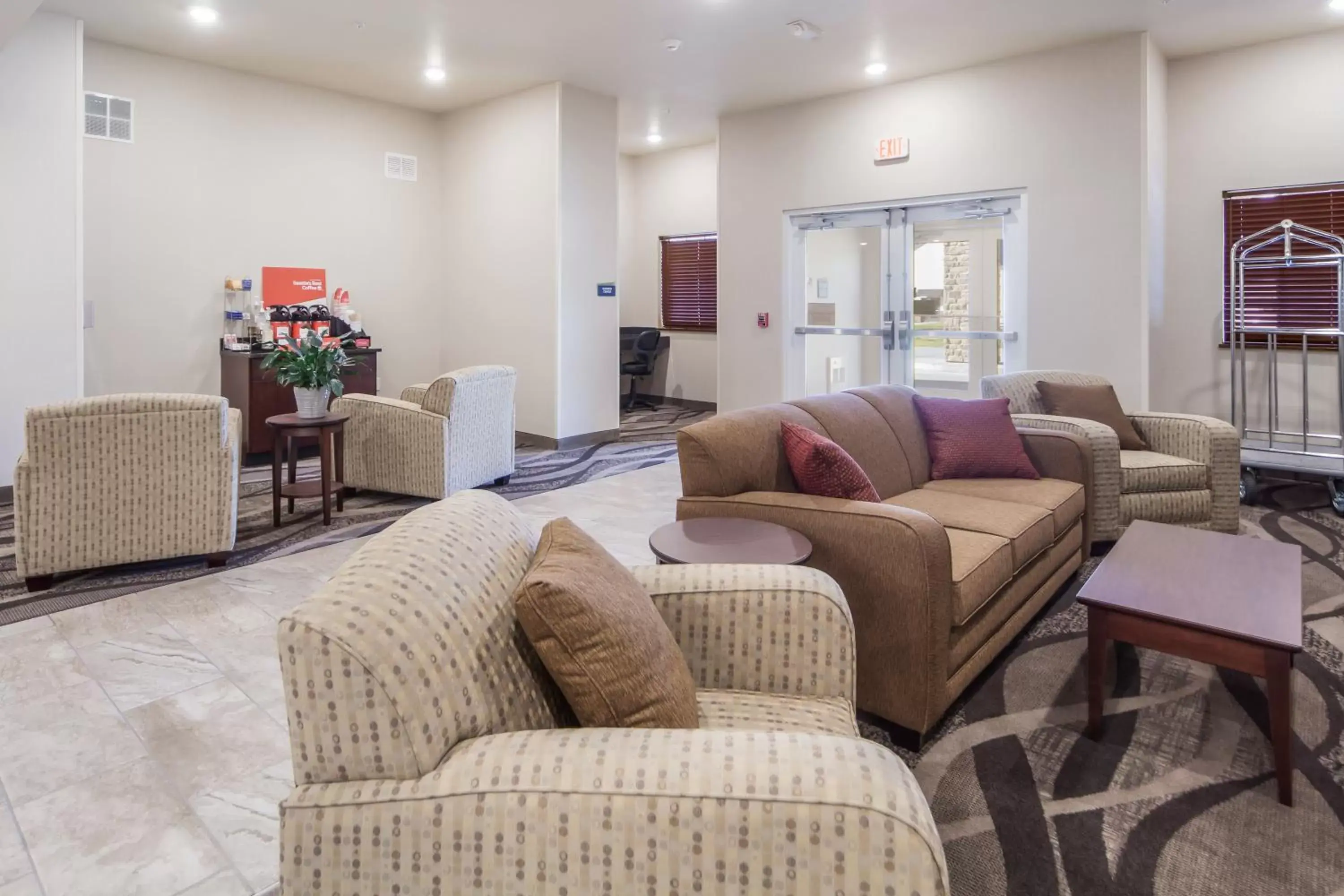 Lobby or reception, Seating Area in Cobblestone Inn & Suites-Fremont