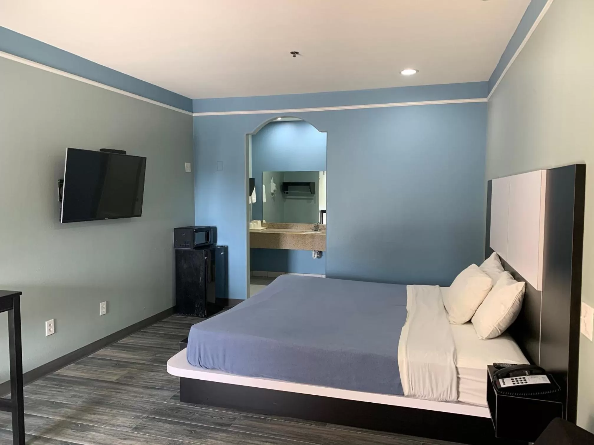 Bed in Crystal Suites