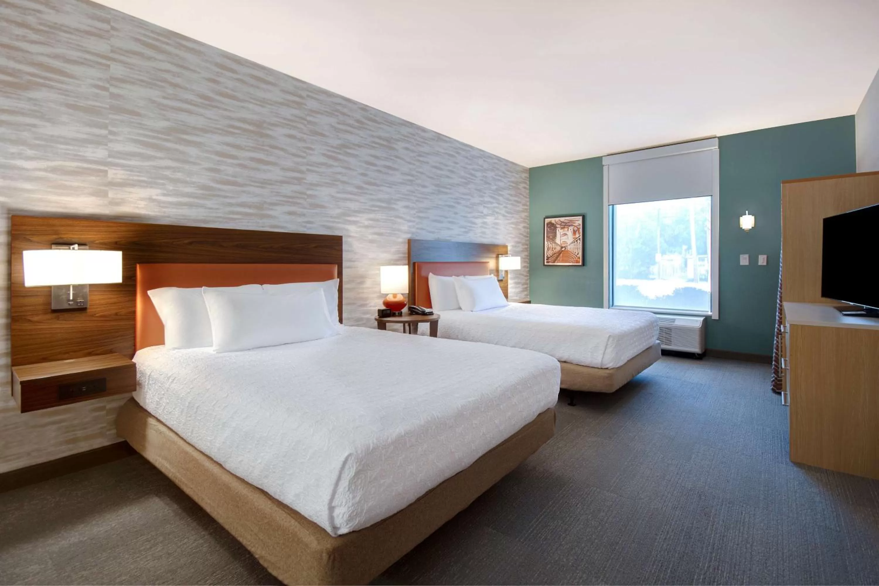 Bed in Home2 Suites By Hilton Waco