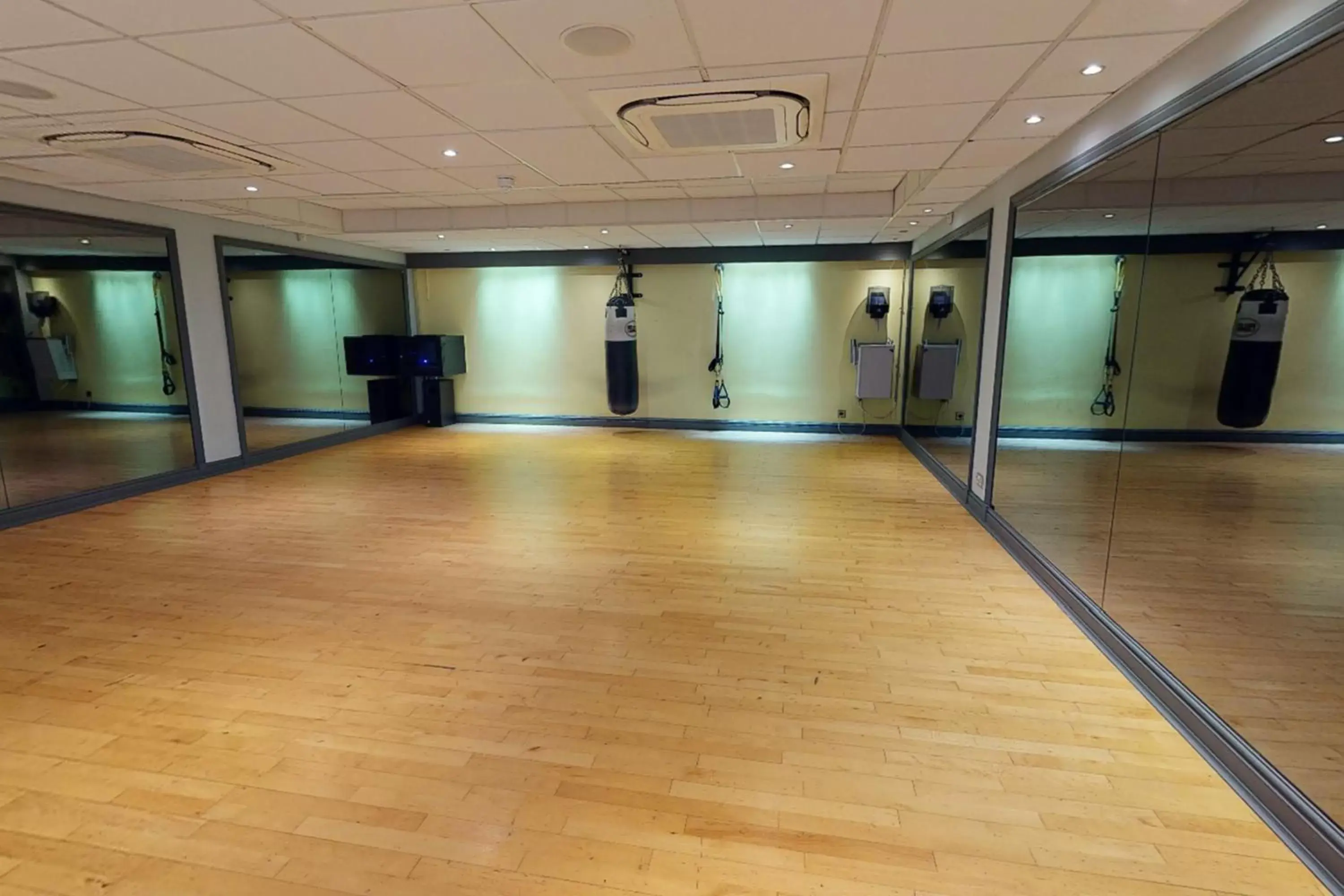 Fitness centre/facilities in Village Hotel Manchester Hyde