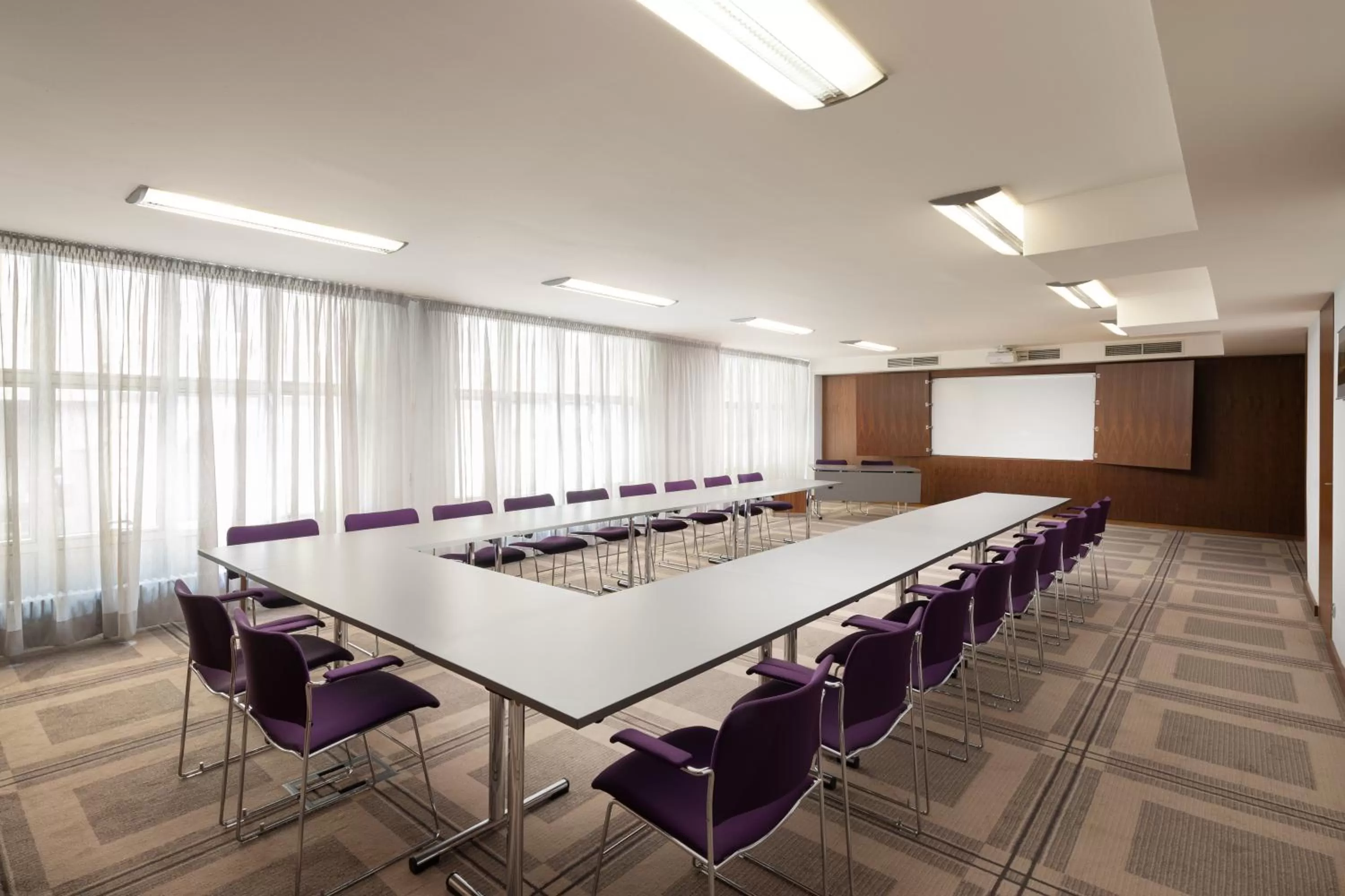 Business facilities in K+K Hotel Opera