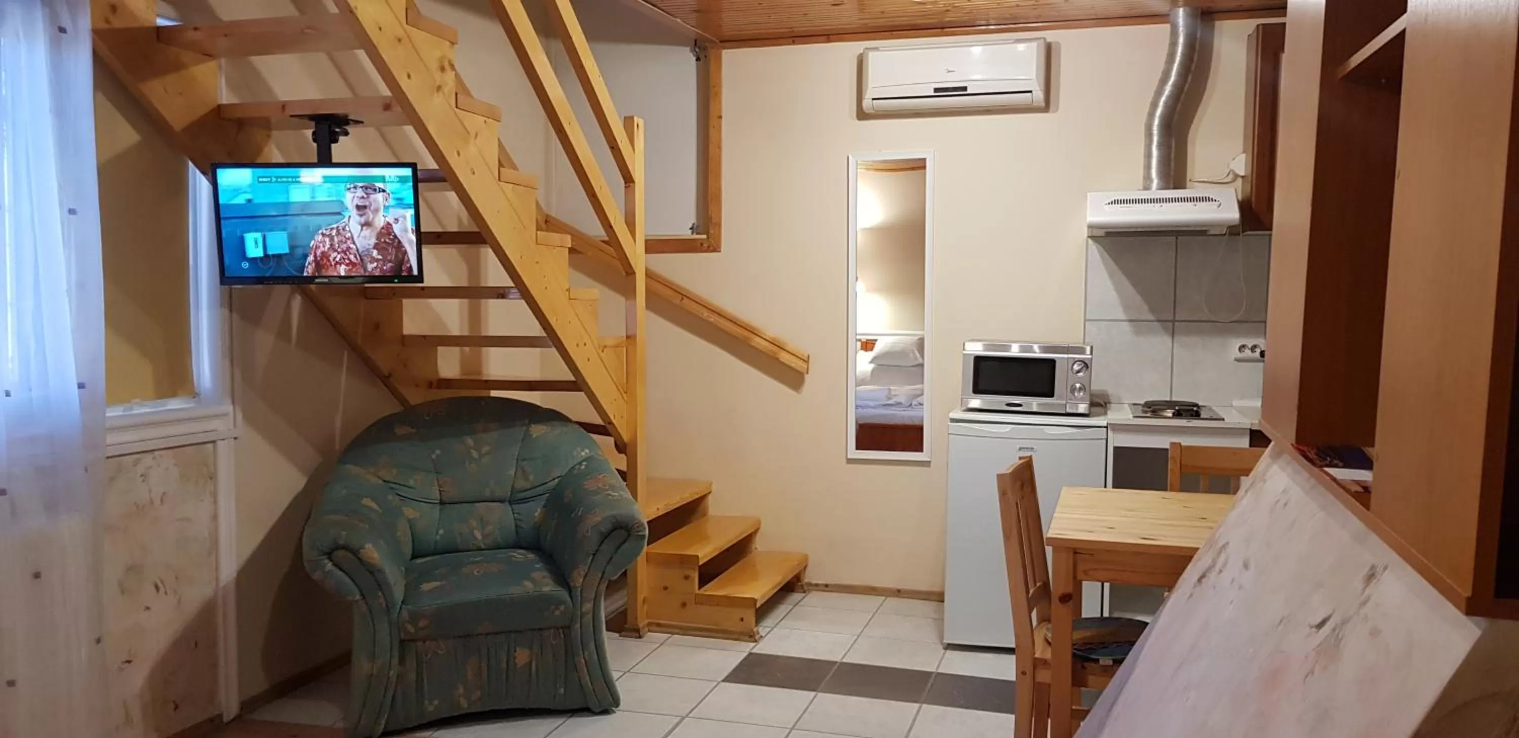 TV and multimedia in Central Panzió Gyula