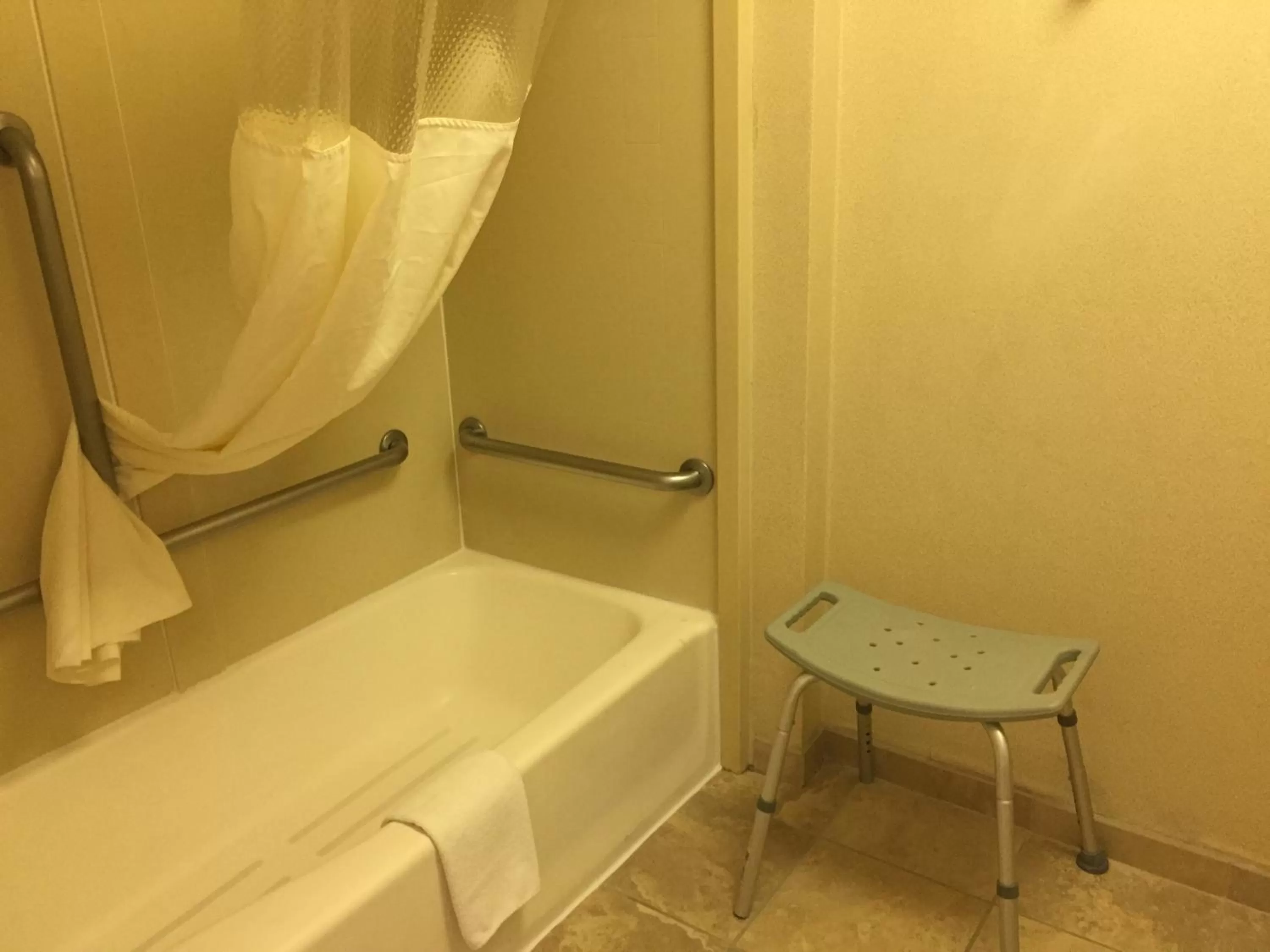 Days Inn & Suites by Wyndham Albuquerque North