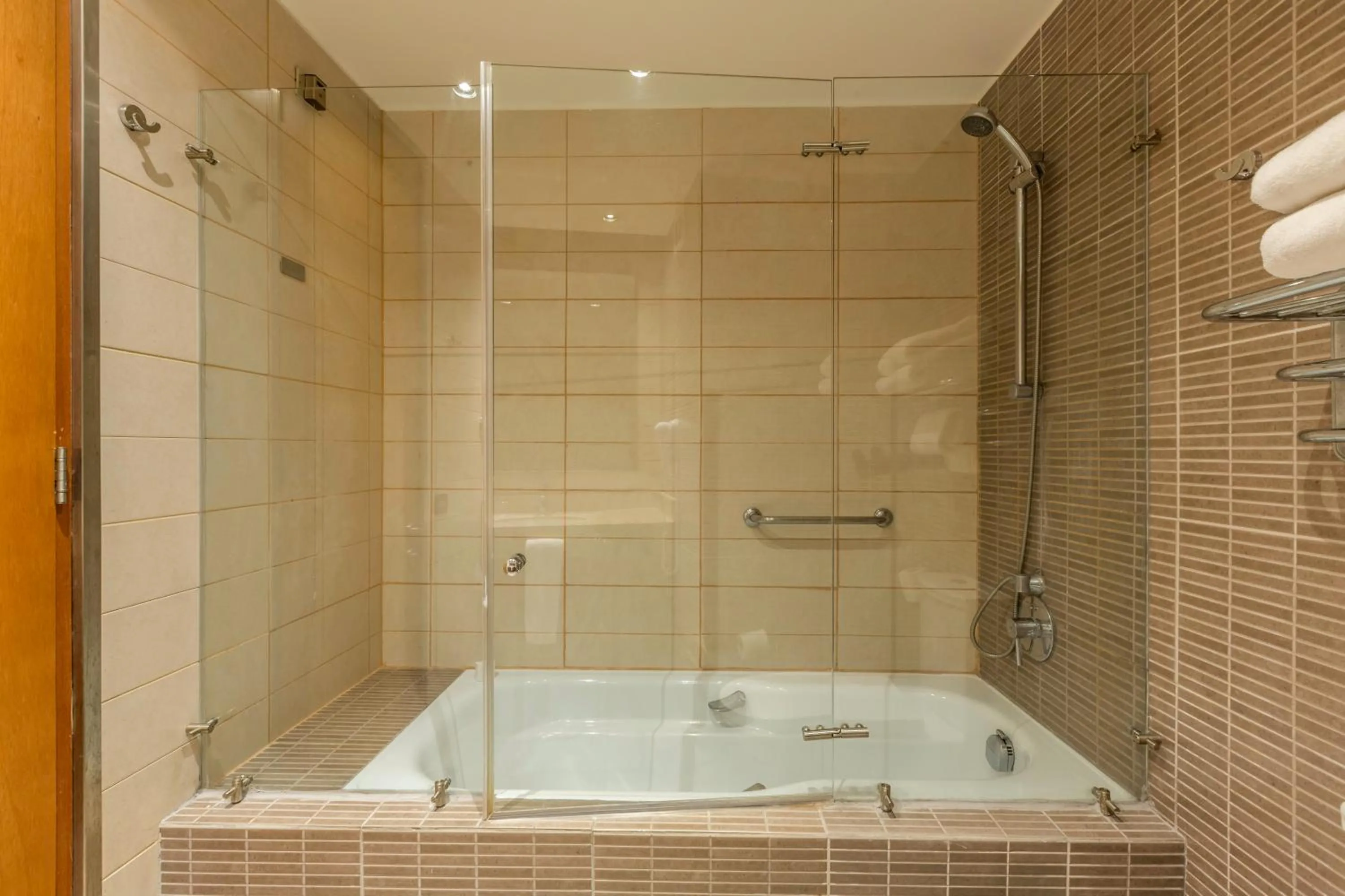 Shower in Enjoy Coquimbo