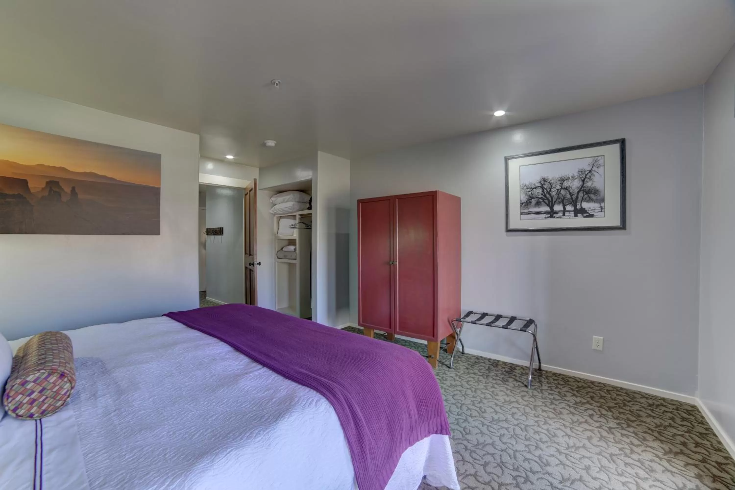 Bed in The Gonzo Inn