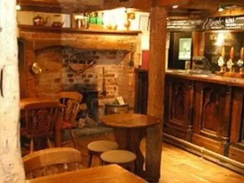 Dining area in The New Inn Dining area in The New Inn