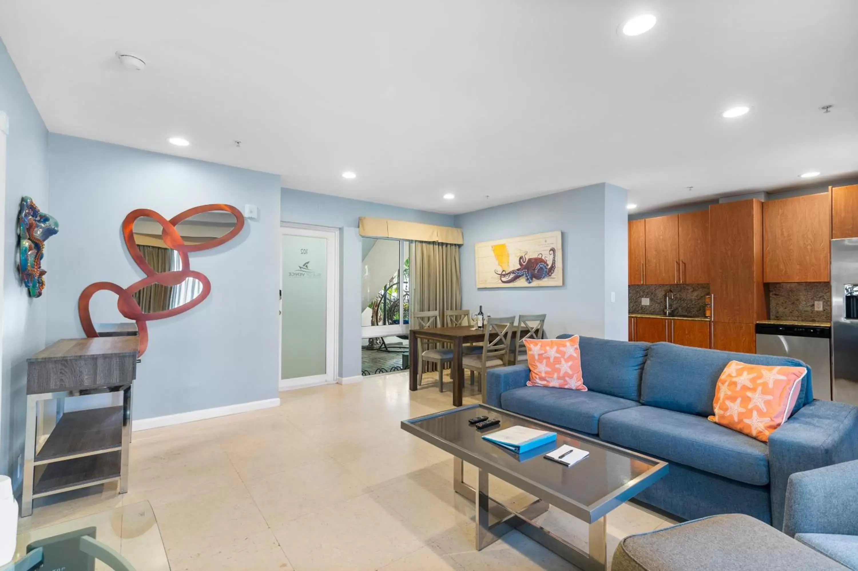 Living room, Seating Area in Isle of Venice Residence and Marina