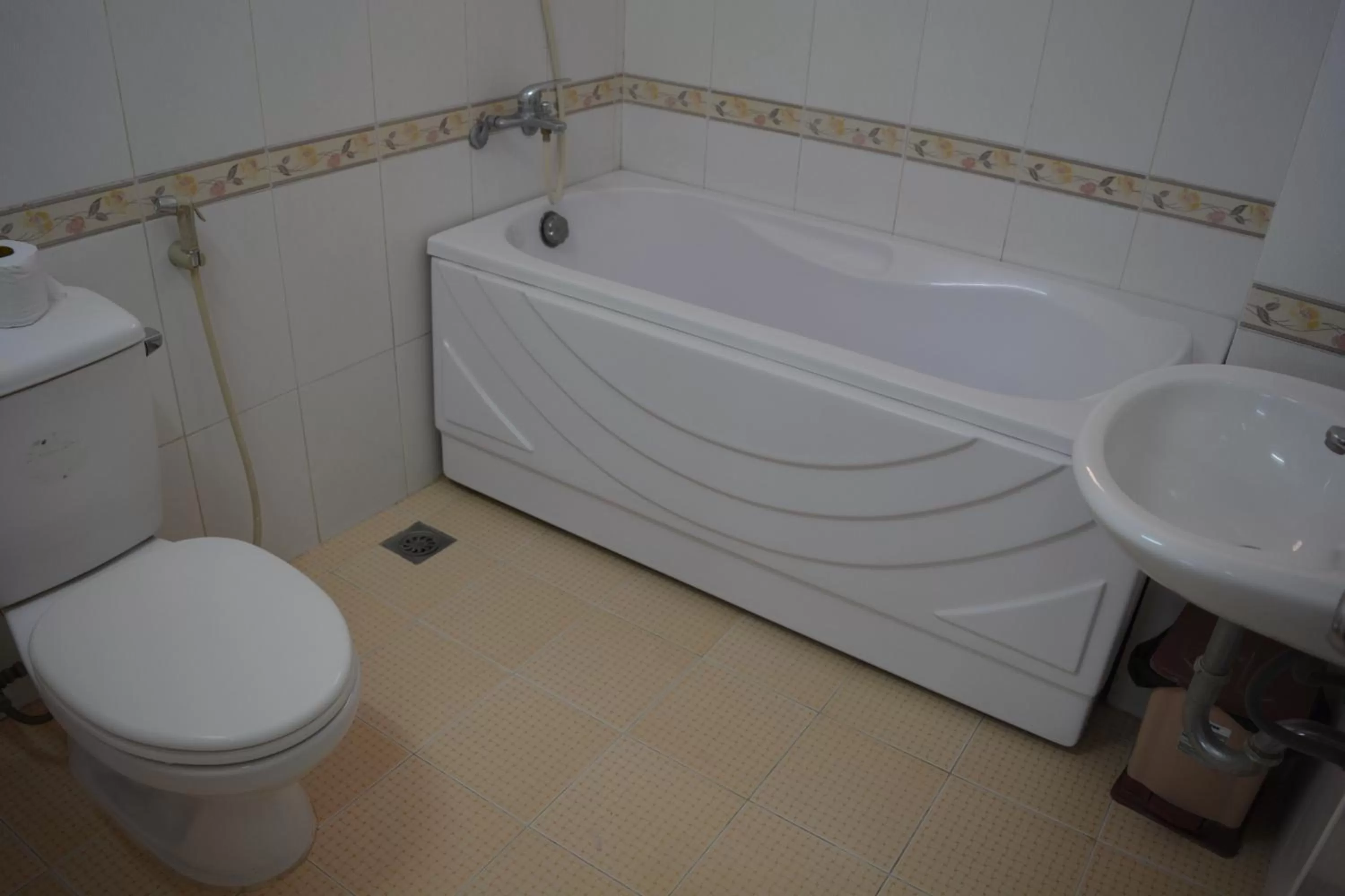 Bathroom in Hoang Cuong Hotel