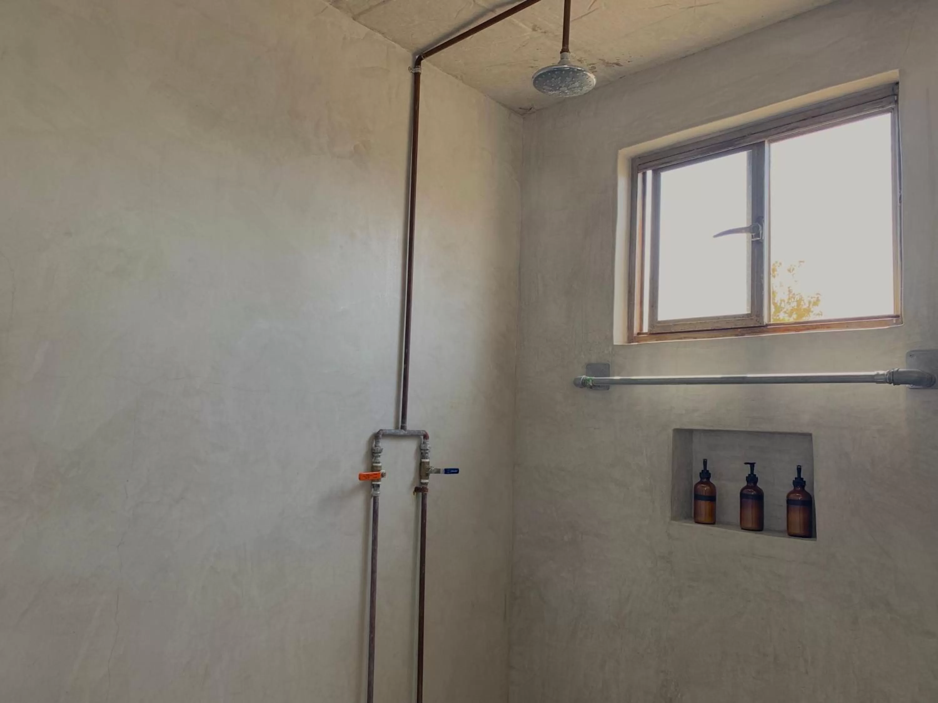 Bathroom in Perro Surfero Hotel