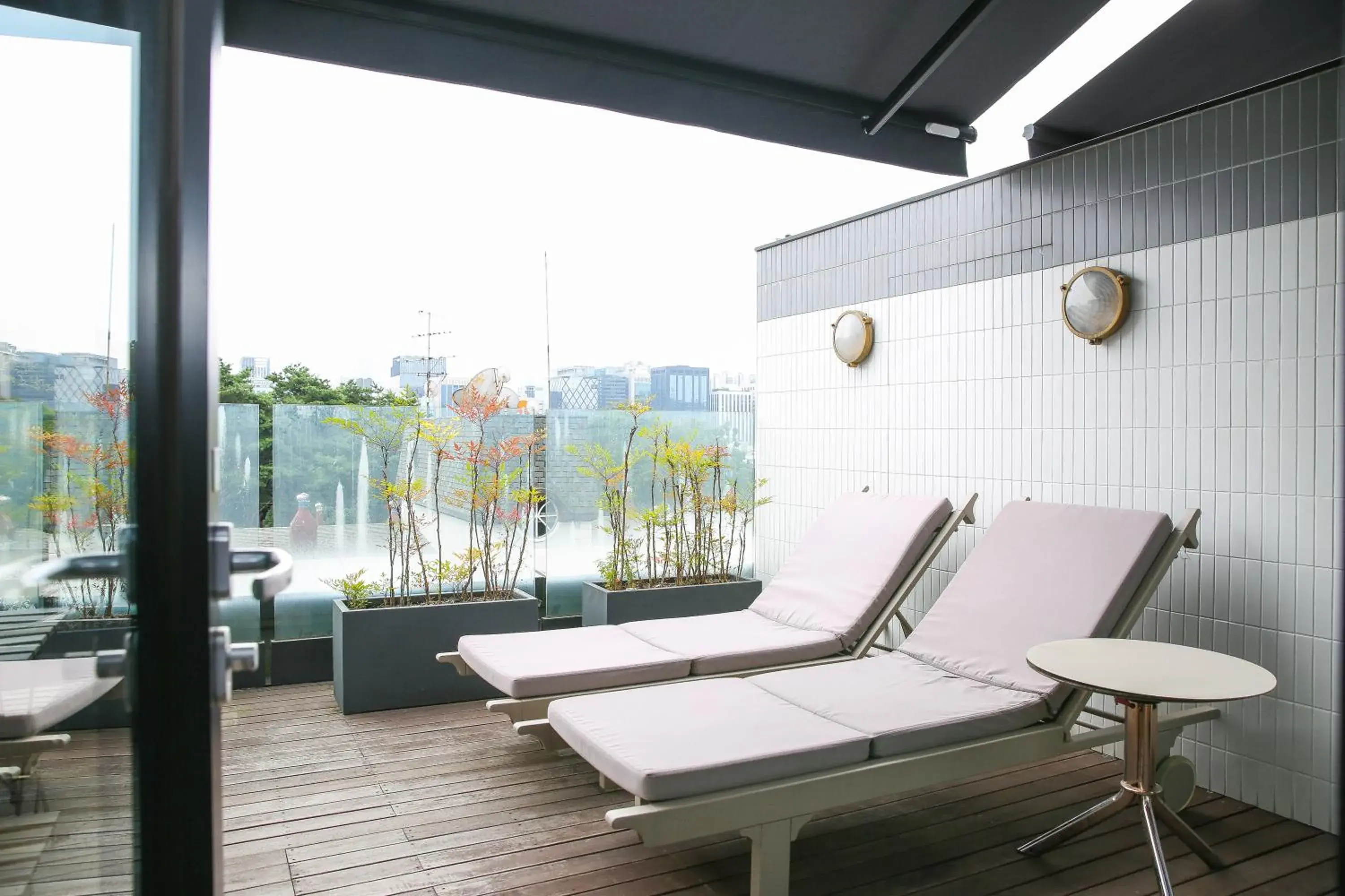 Balcony/Terrace in Hotel Crescendo Seoul