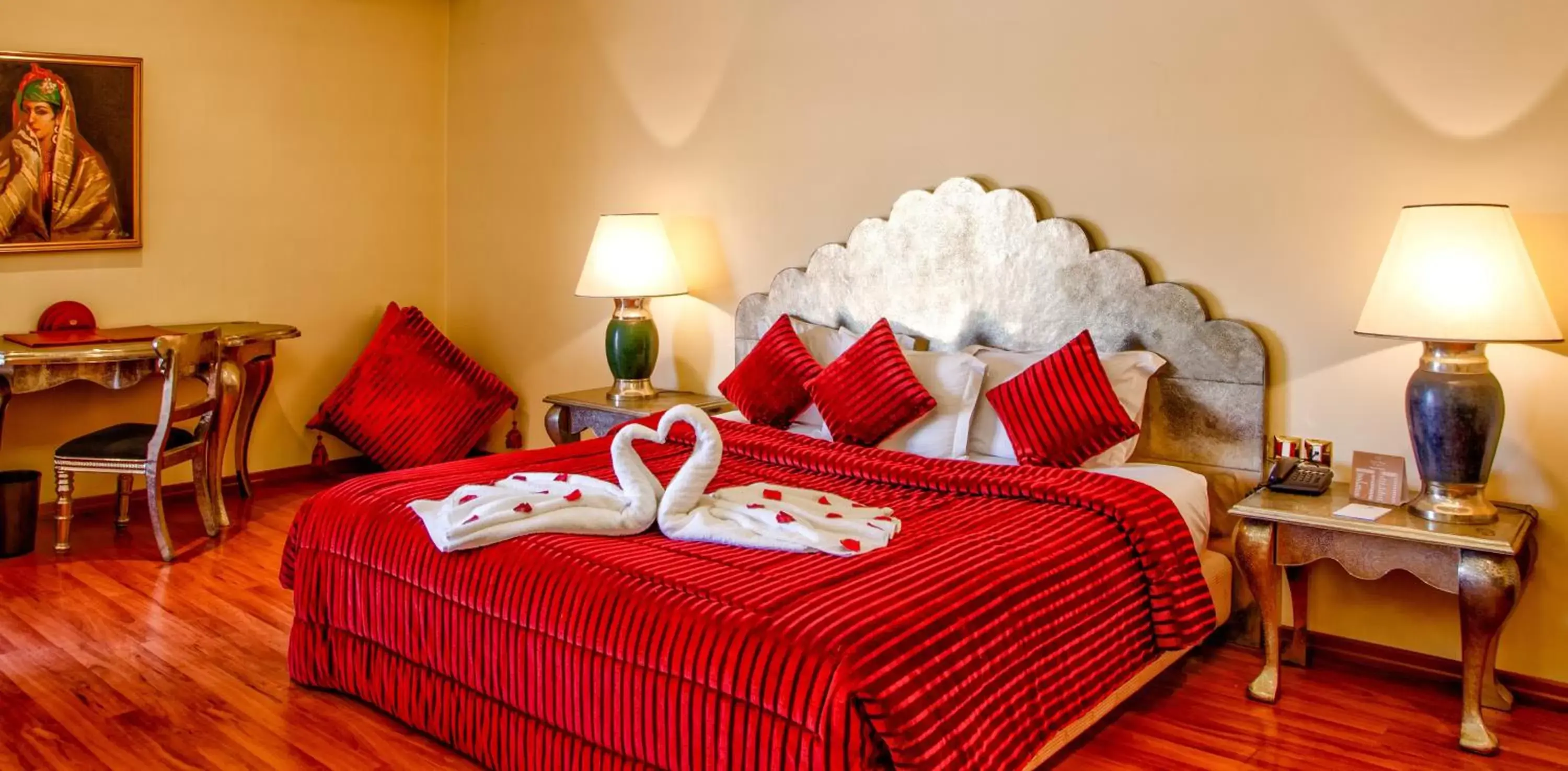 Bedroom, Bed in Royal Mirage Deluxe