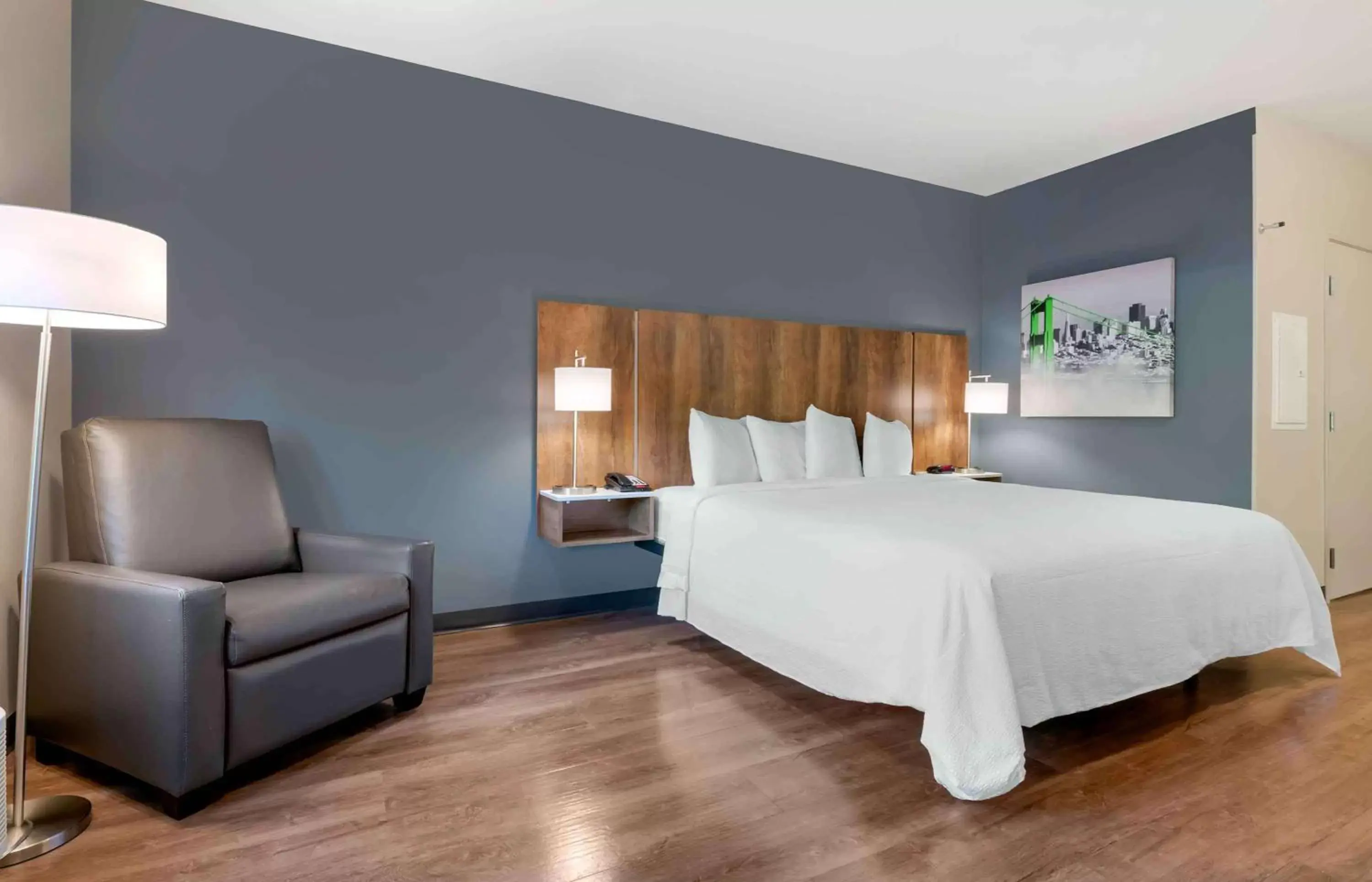 Bedroom, Bed in Extended Stay America Premier Suites - Providence - East Providence