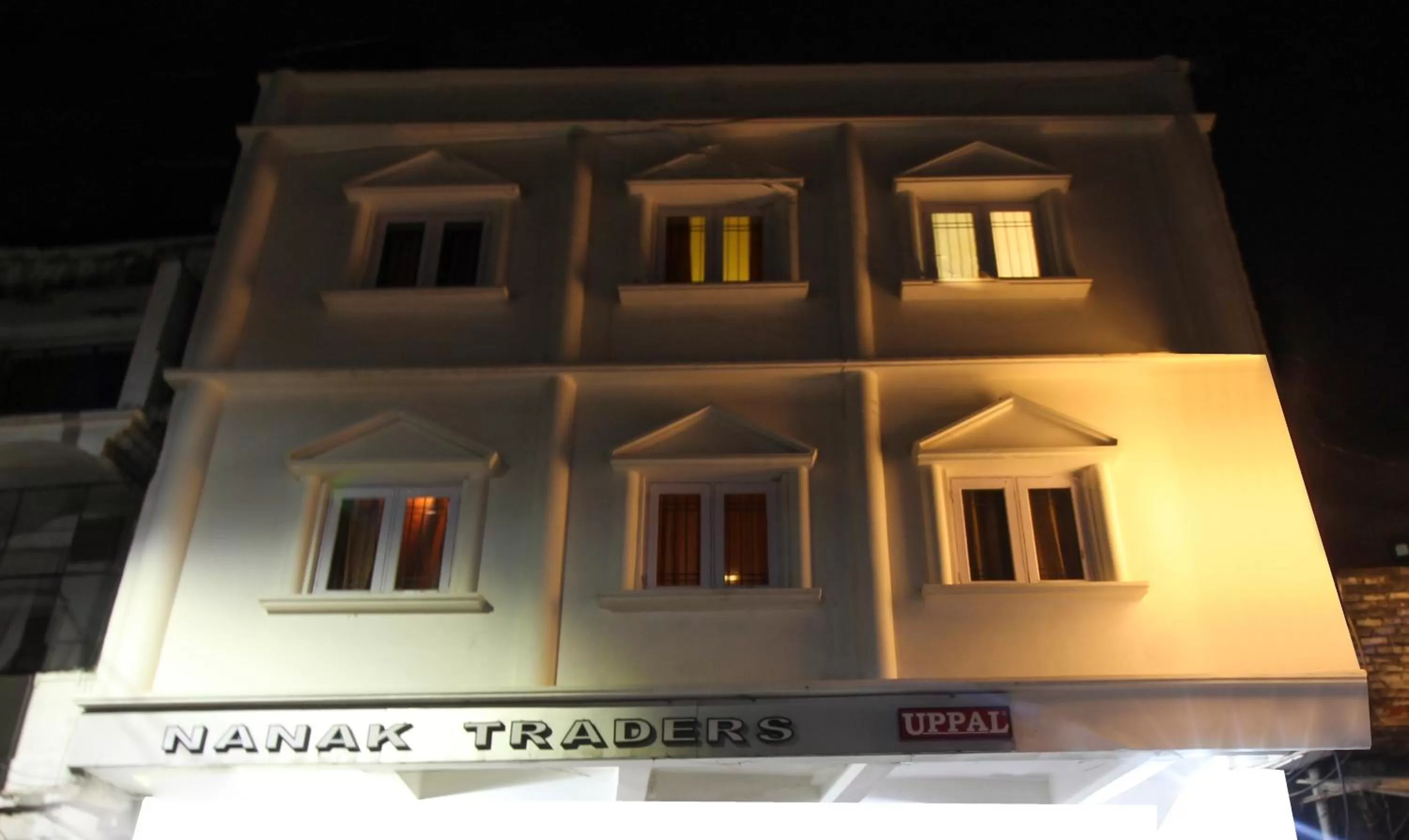 Property Building in Itsy By Treebo - Royal Monarch