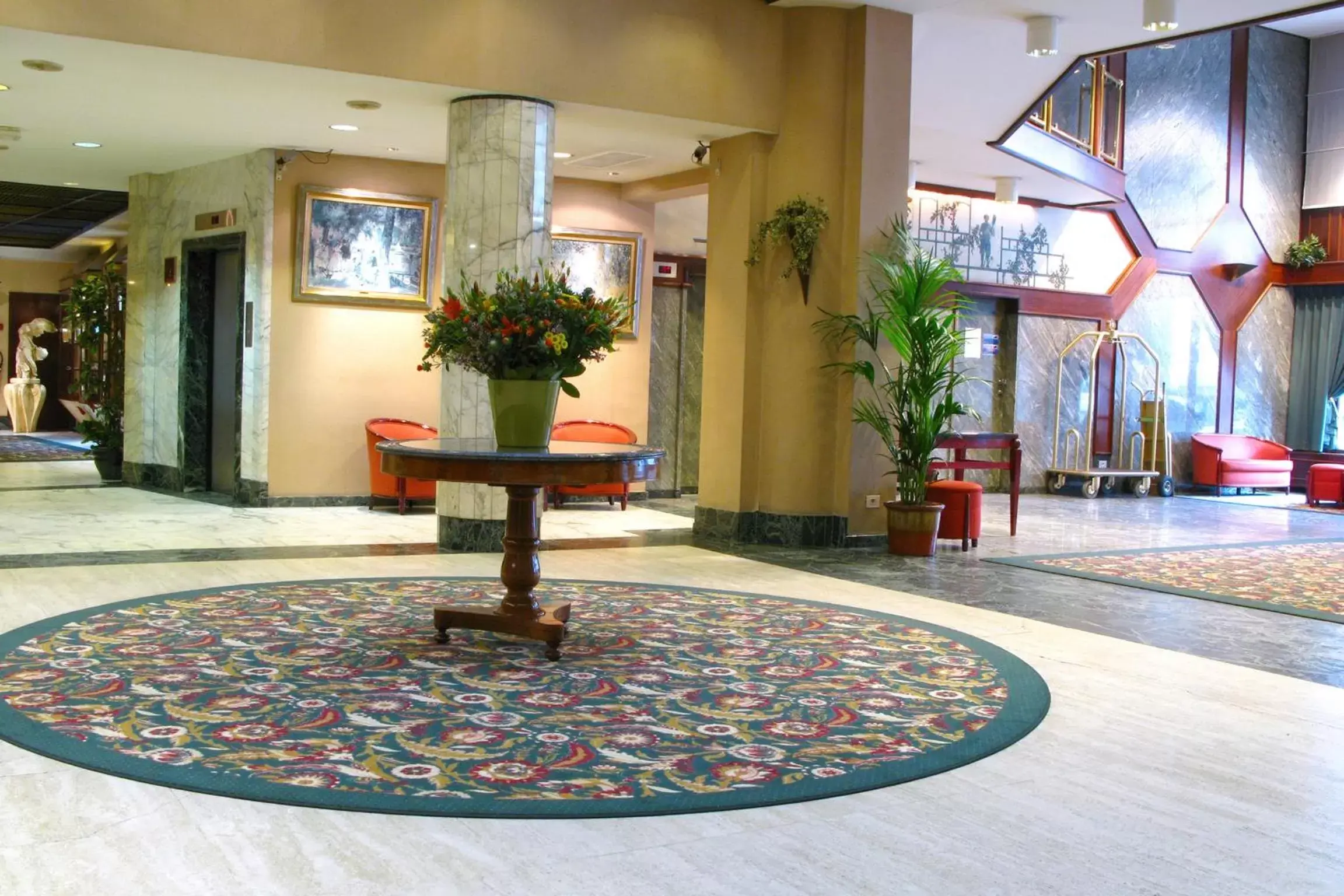 Lobby or reception, Lobby/Reception in Bedford Hotel & Congress Centre