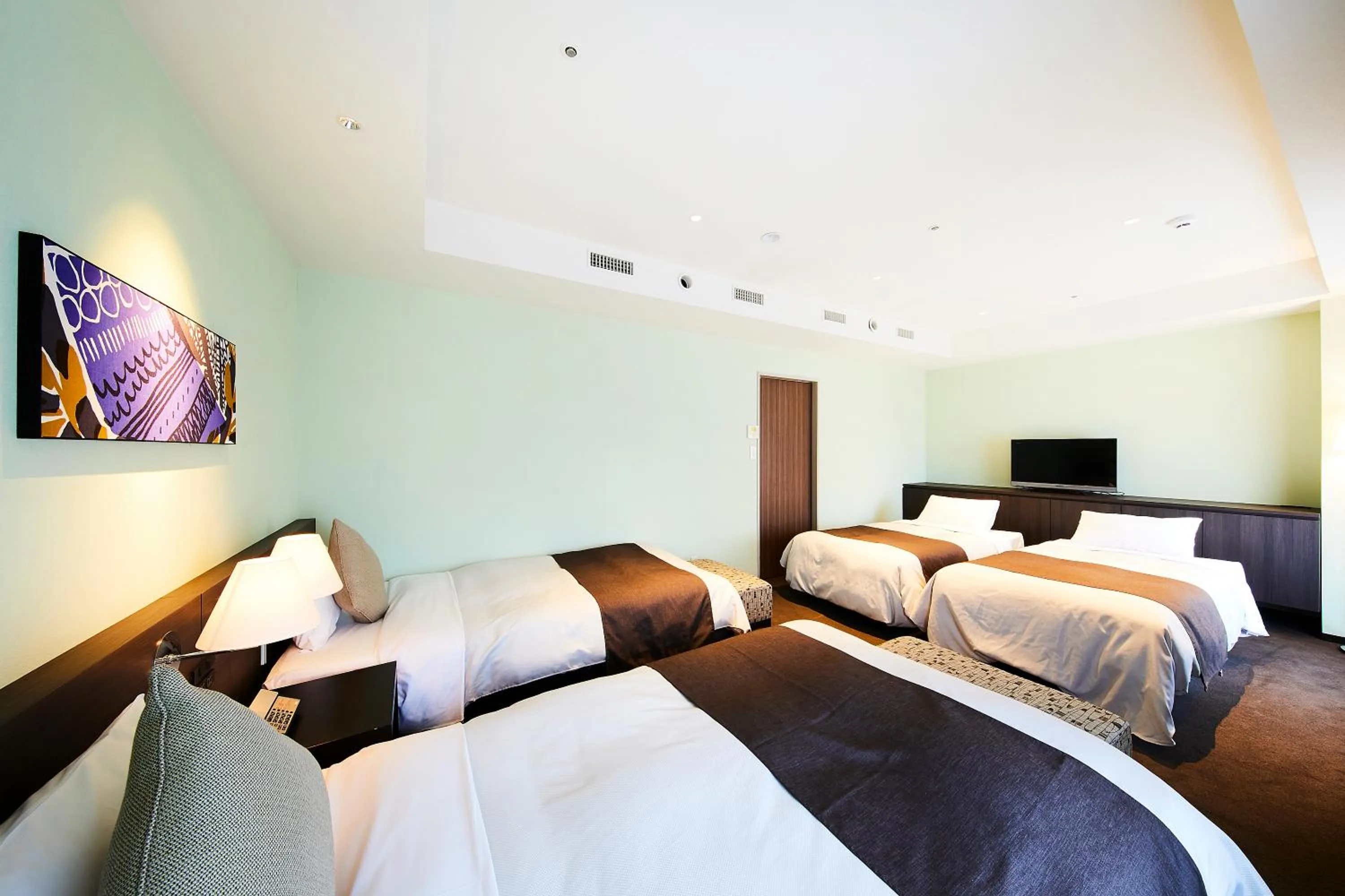 Bed in Ginza Grand Hotel