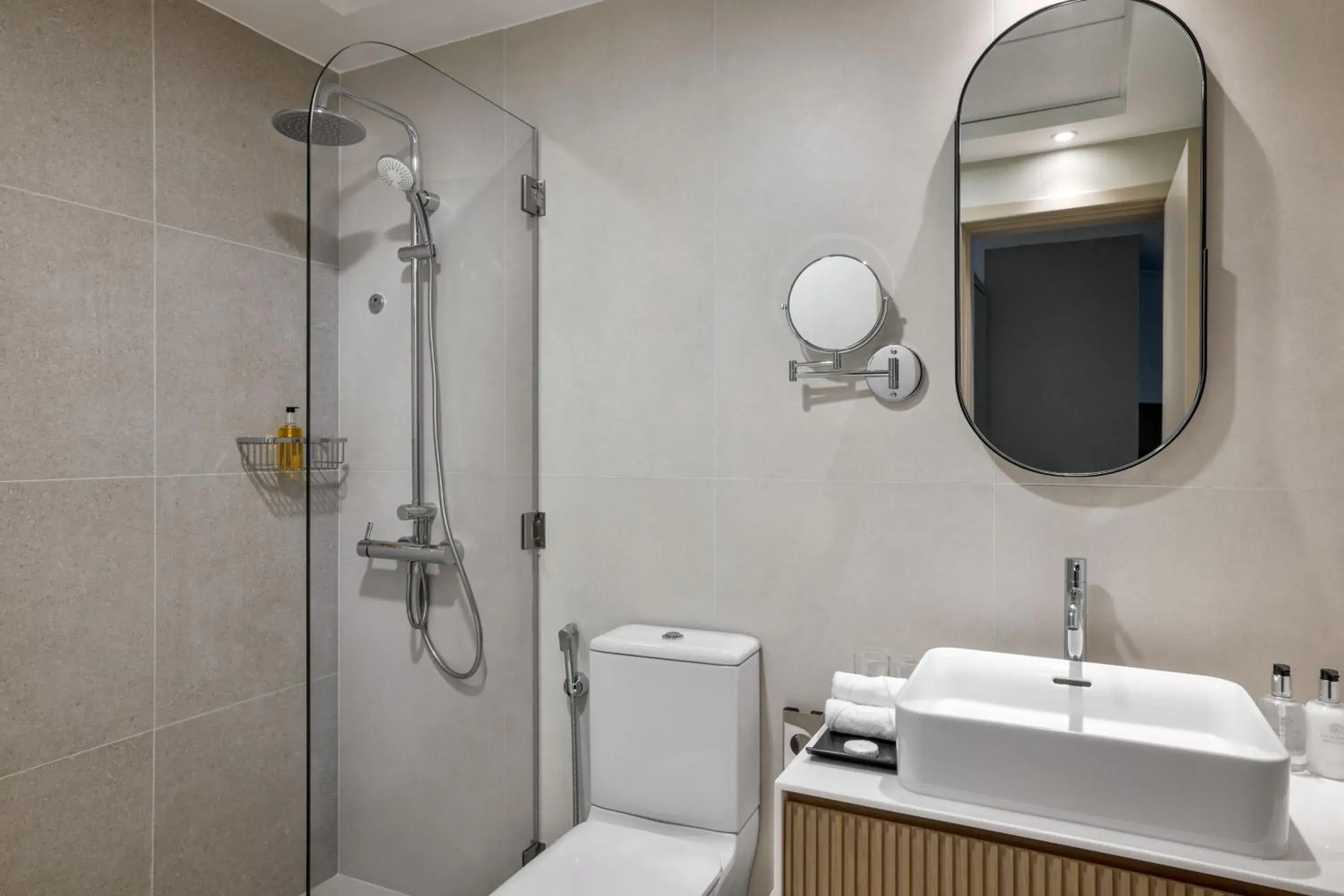 Bedroom, Bathroom in Residence Inn by Marriott Sheikh Zayed Road, Dubai