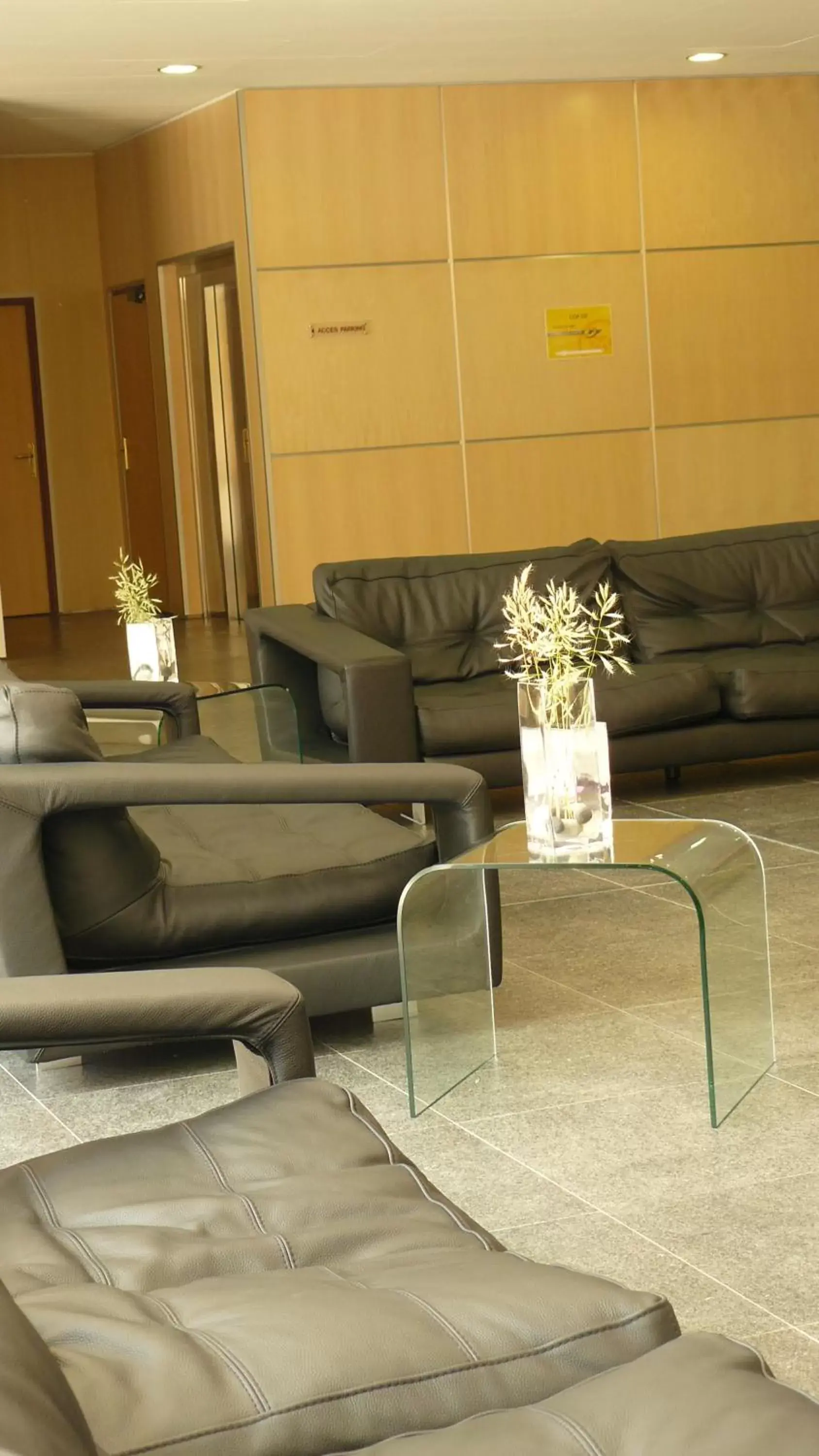 Lobby or reception, Seating Area in Residhome Suites Paris Sénart