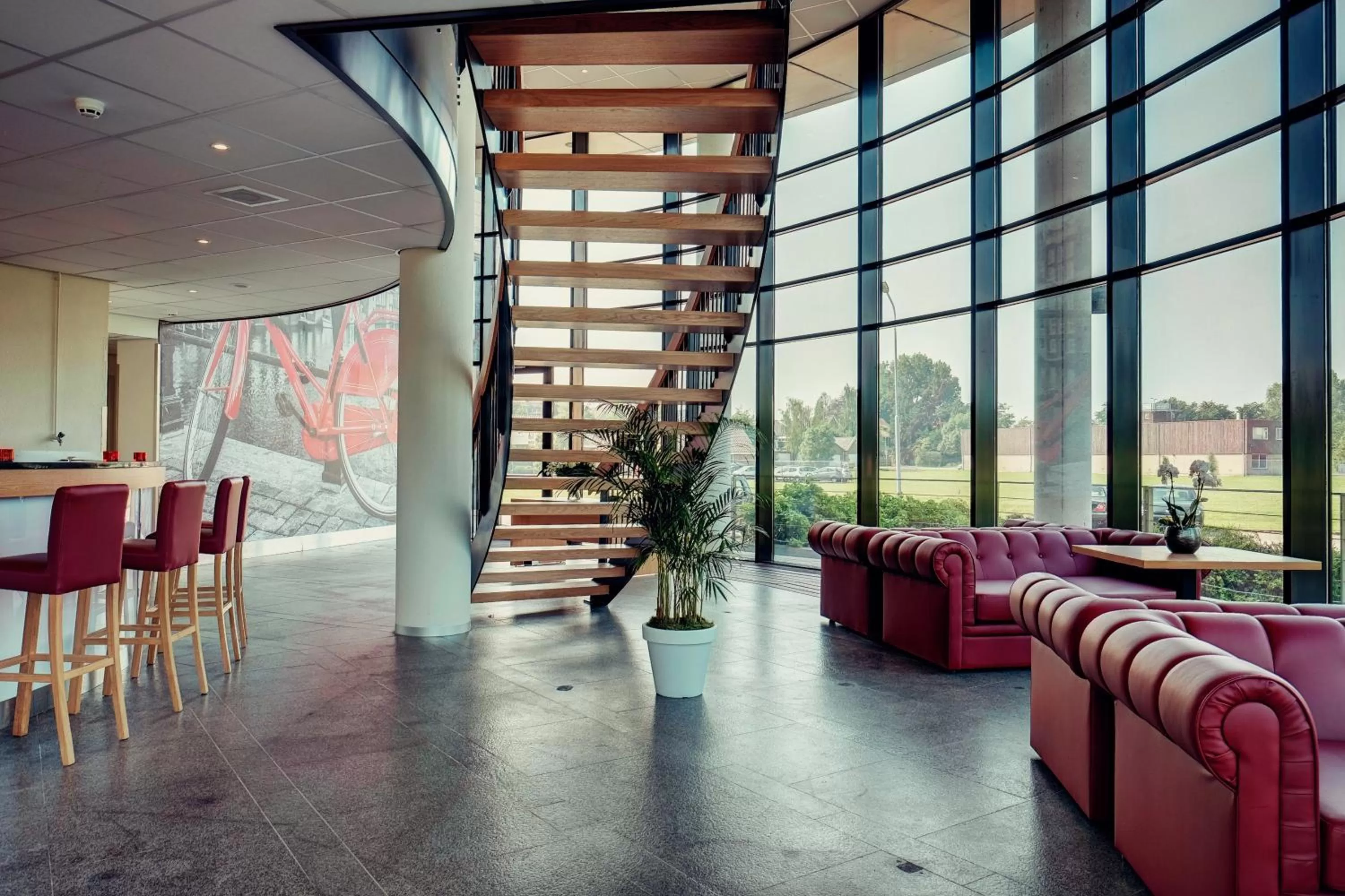 Lounge or bar in Amedia Amsterdam Airport Schiphol, Trademark Collection by Wyndham