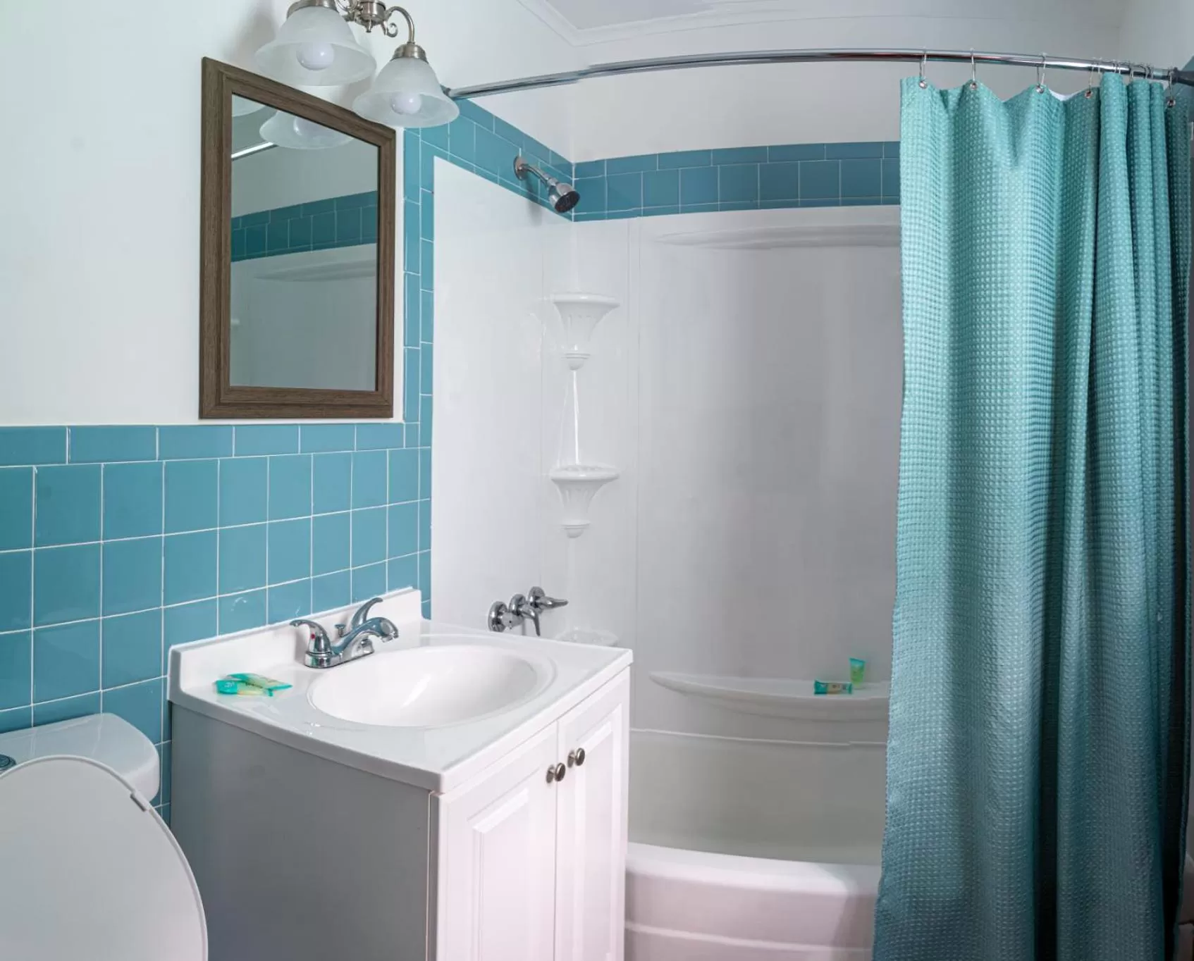 Bathroom in North Creek Lodge at Gore Mountain