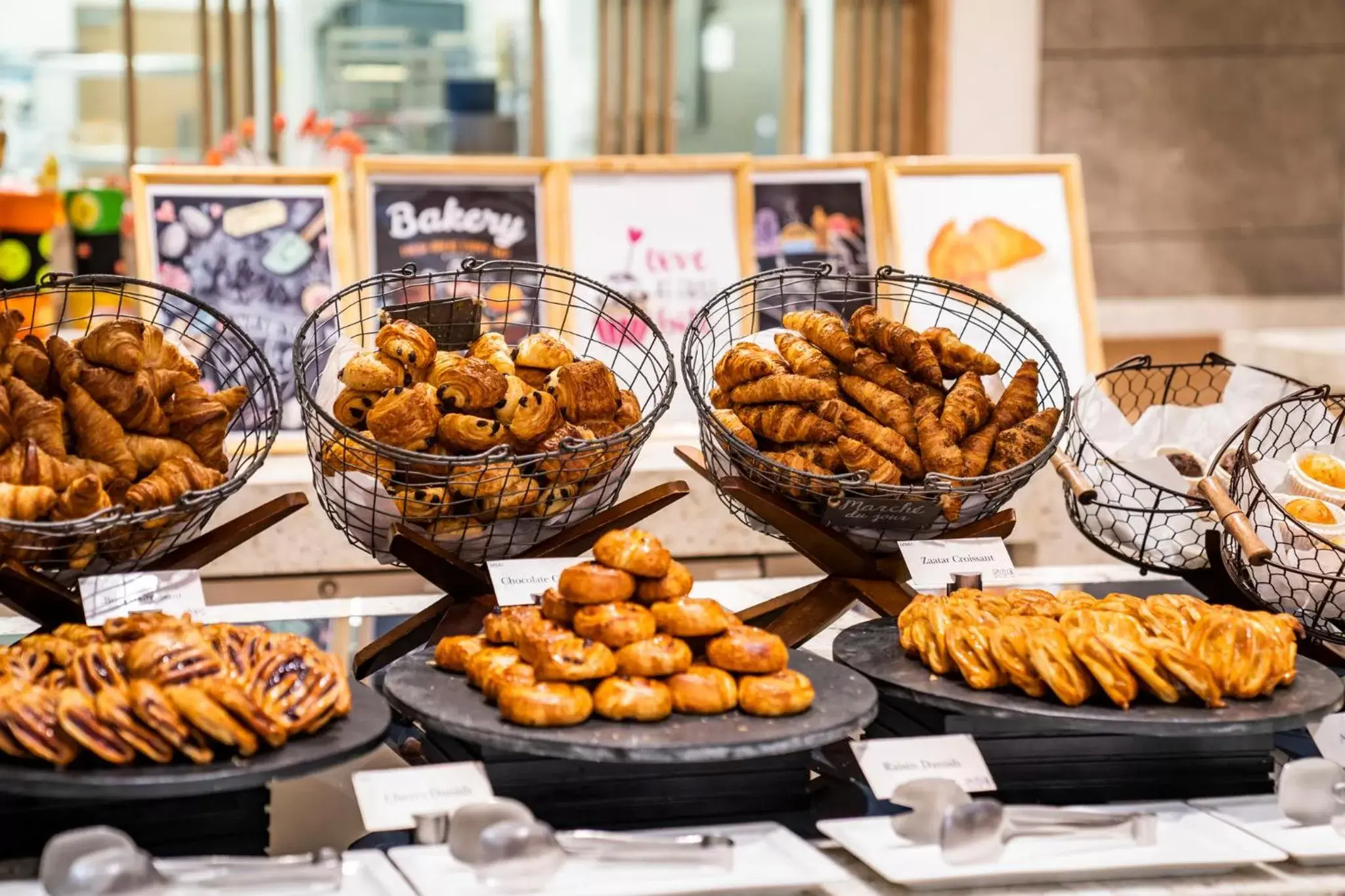 Restaurant/places to eat in InterContinental Fujairah Resort by IHG Restaurant/places to eat in InterContinental Fujairah Resort by IHG