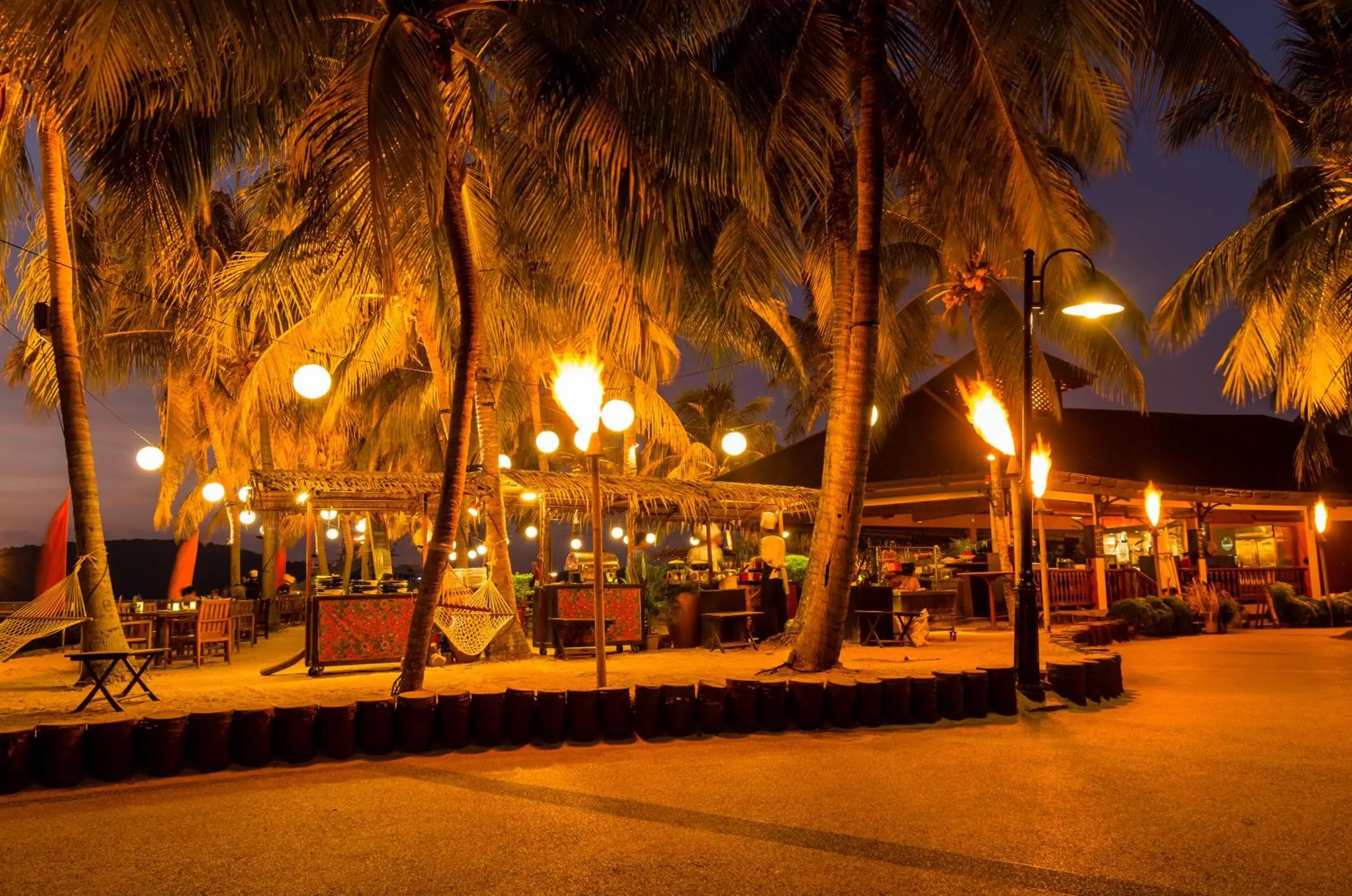 Beach in The Pacific Sutera