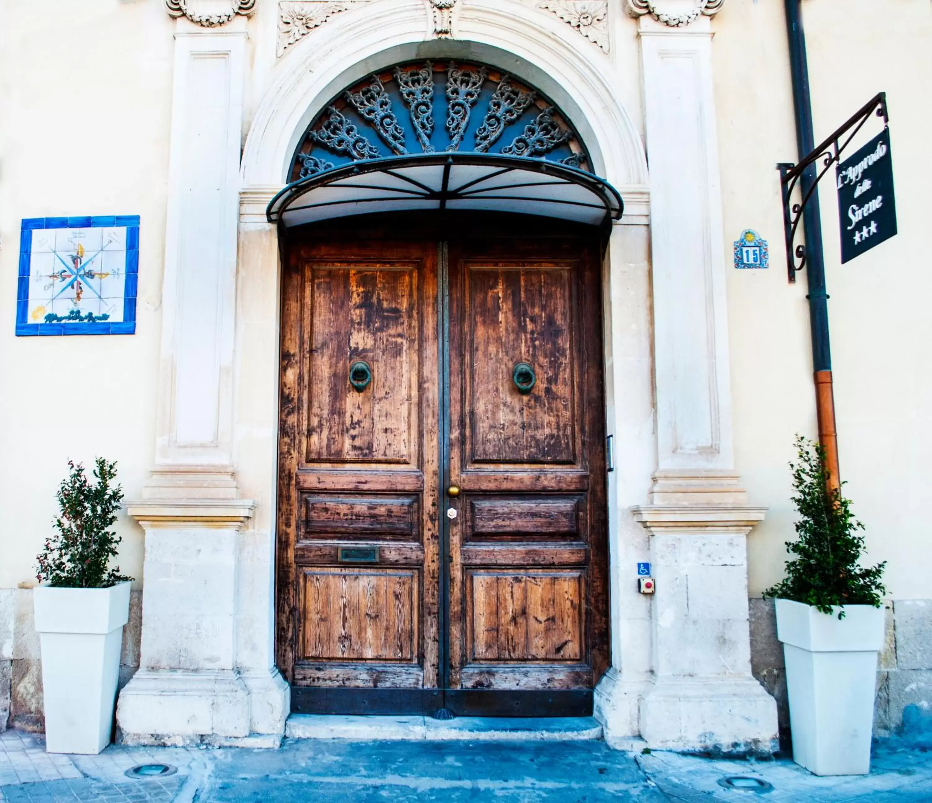 Facade/Entrance in L'Approdo delle Sirene