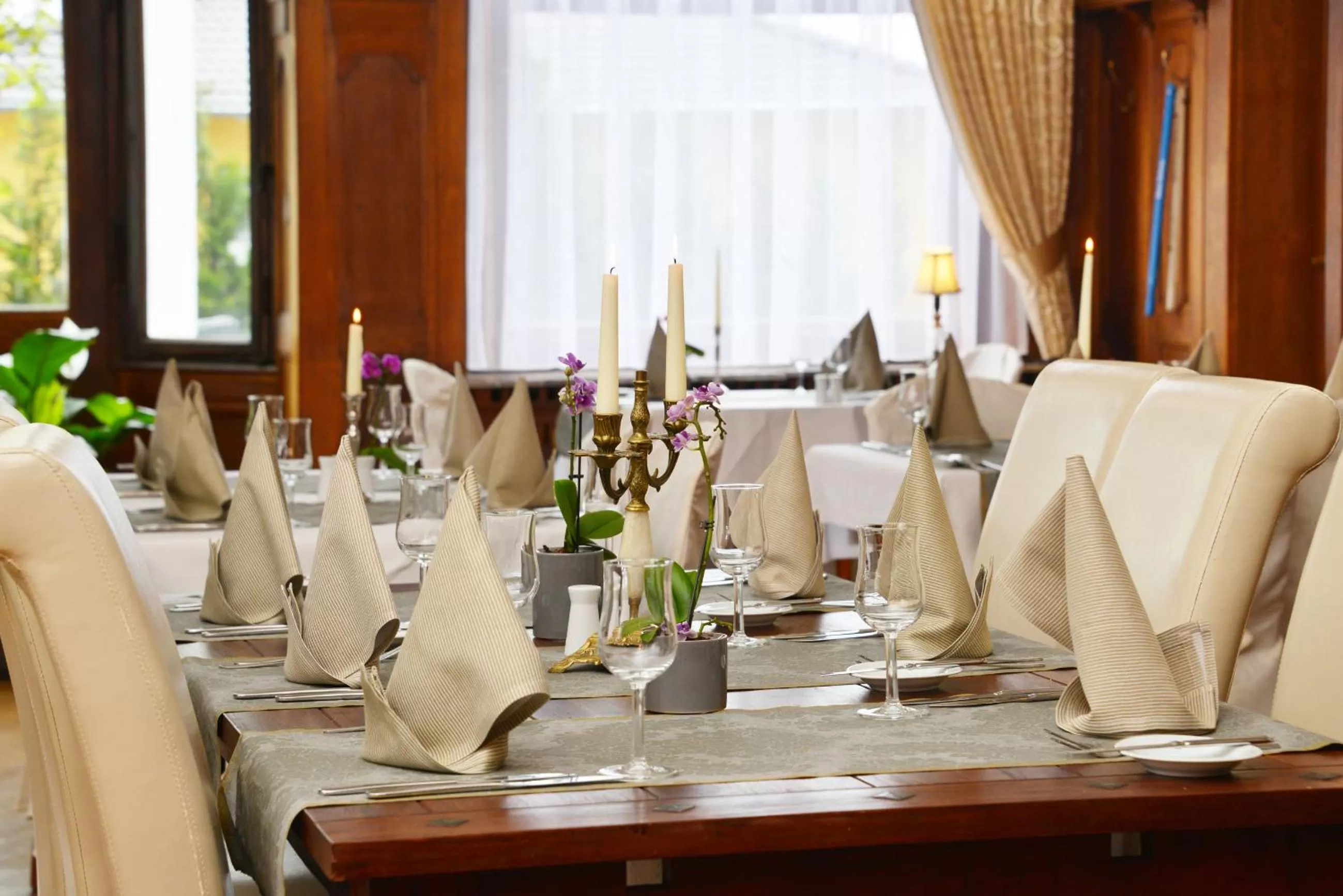 Restaurant/places to eat in Villa Oranien