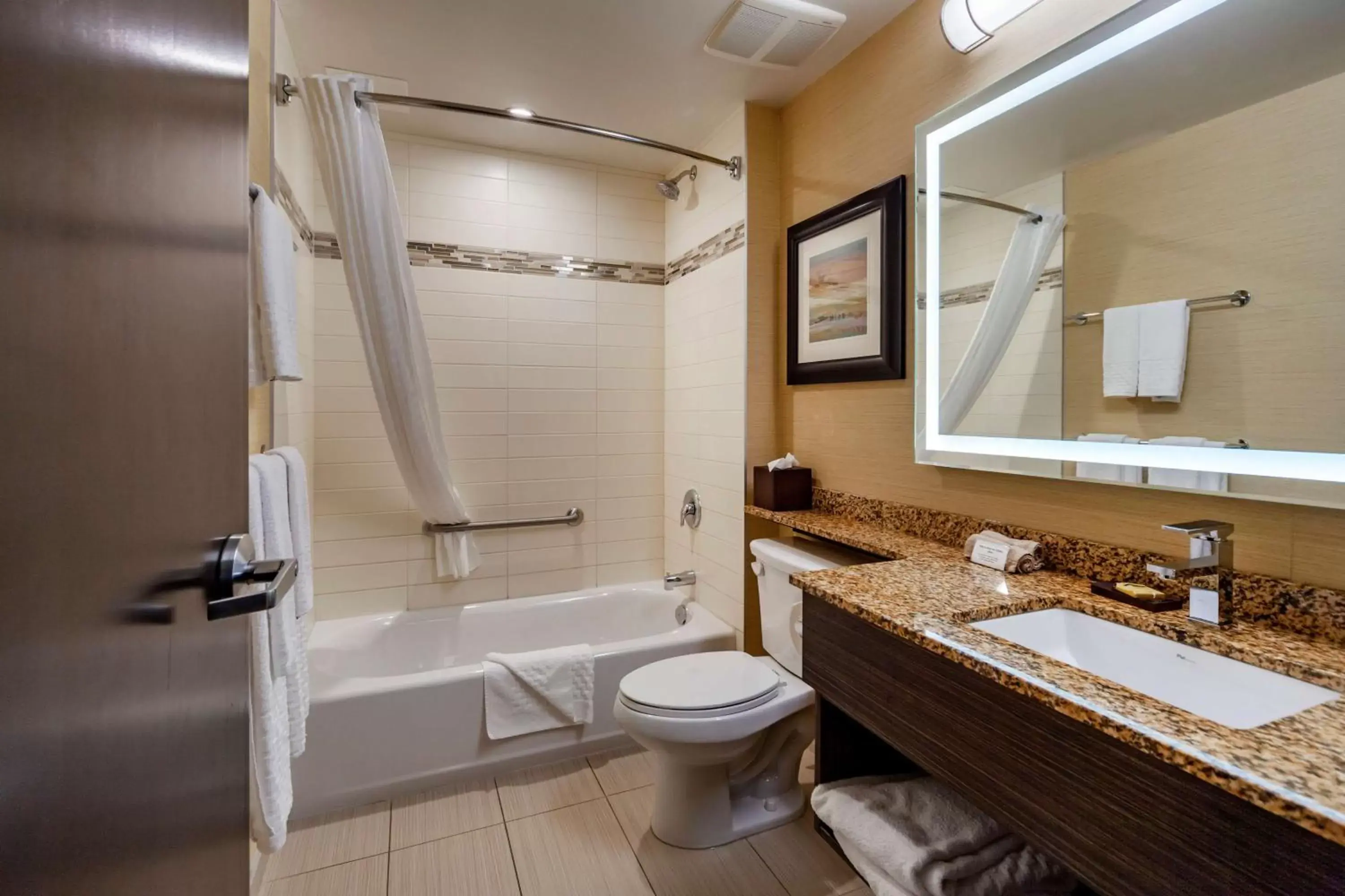 Bathroom in Best Western Plus Drayton Valley All Suites