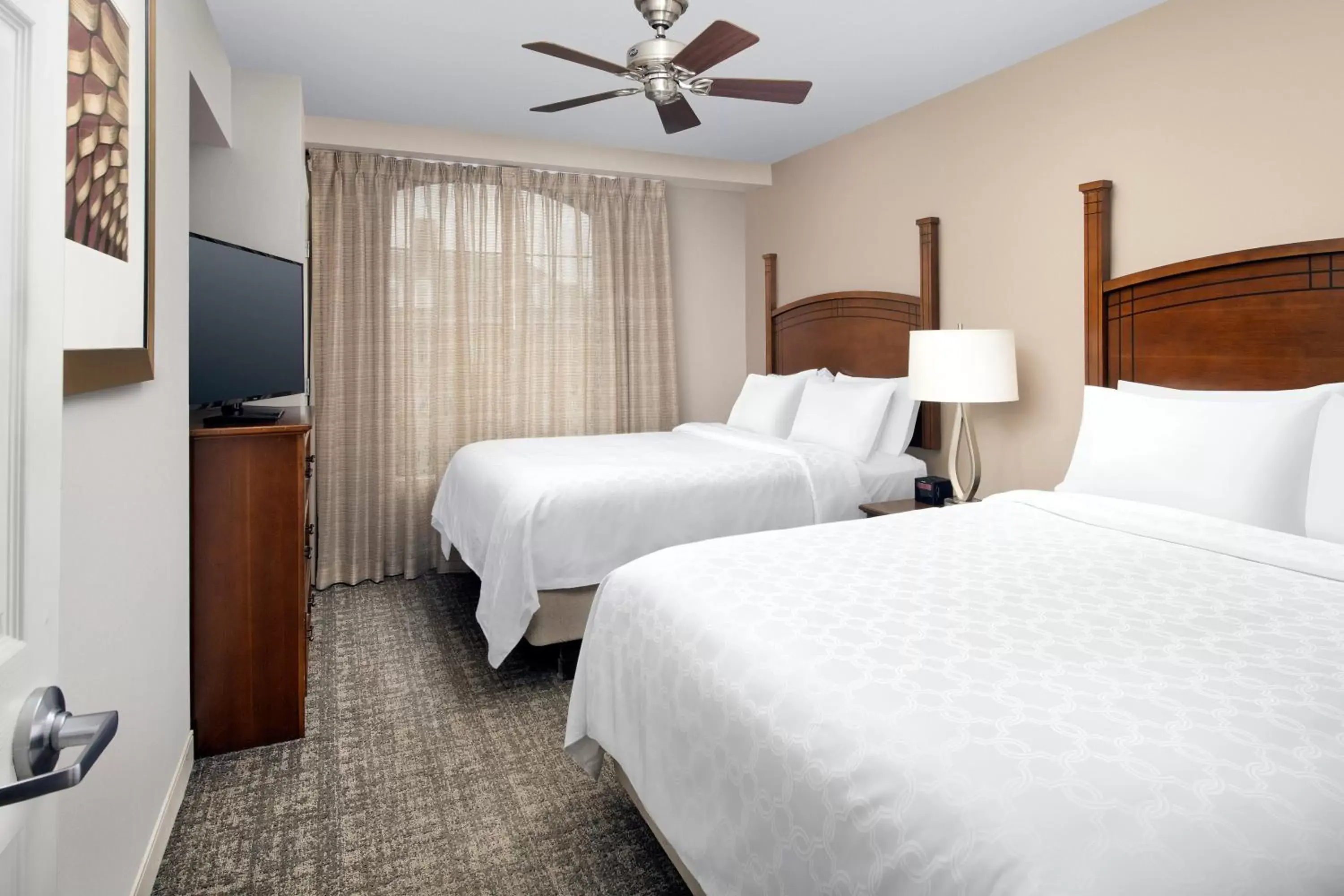 Photo of the whole room, Bed in Staybridge Suites Columbia, an IHG Hotel